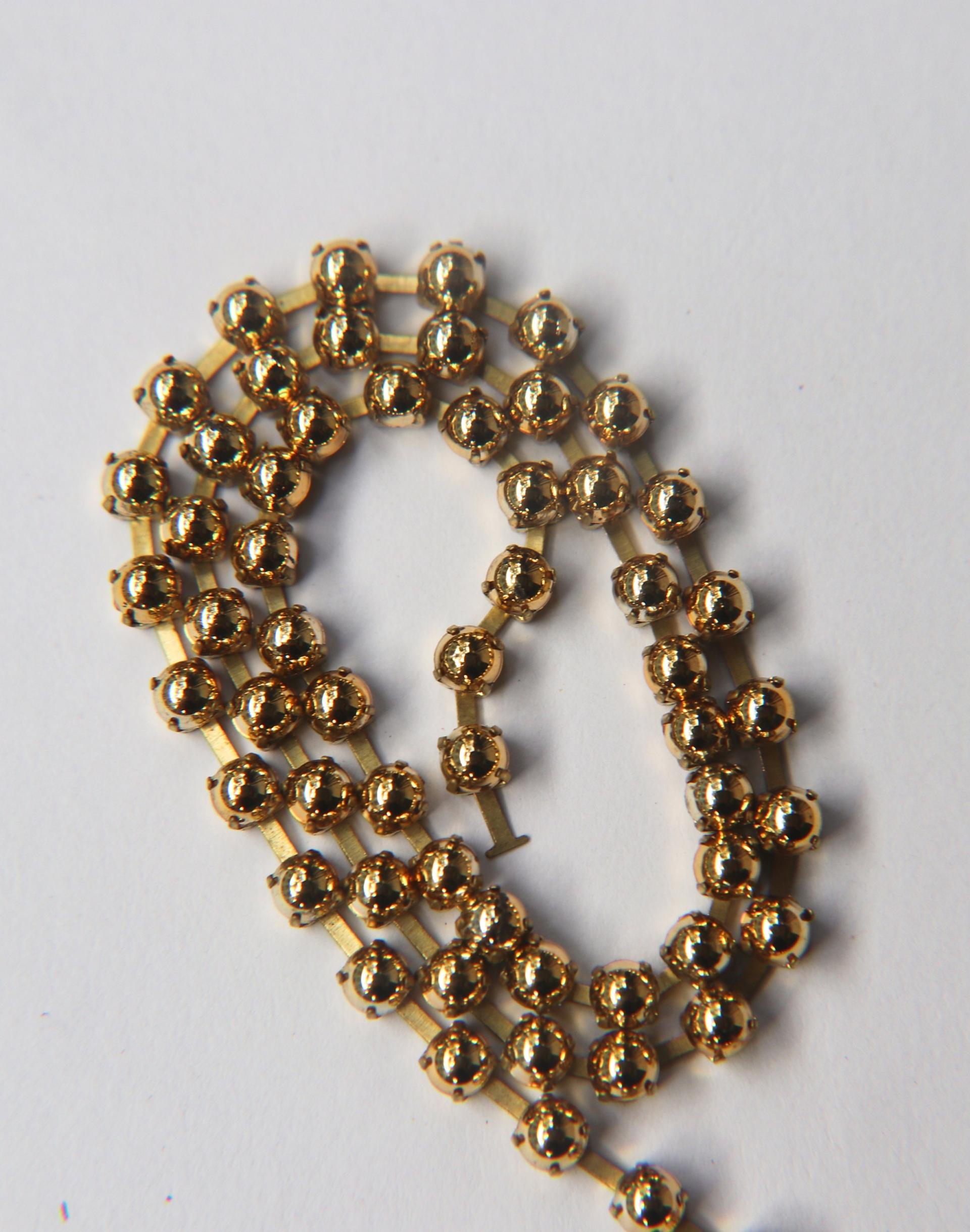 16 SS Aurum Gold Cabochon Chain Metallic Vintage Pressed (4mm) 1/2/5/15 Meters vintage findings, strass chains, craft supplies