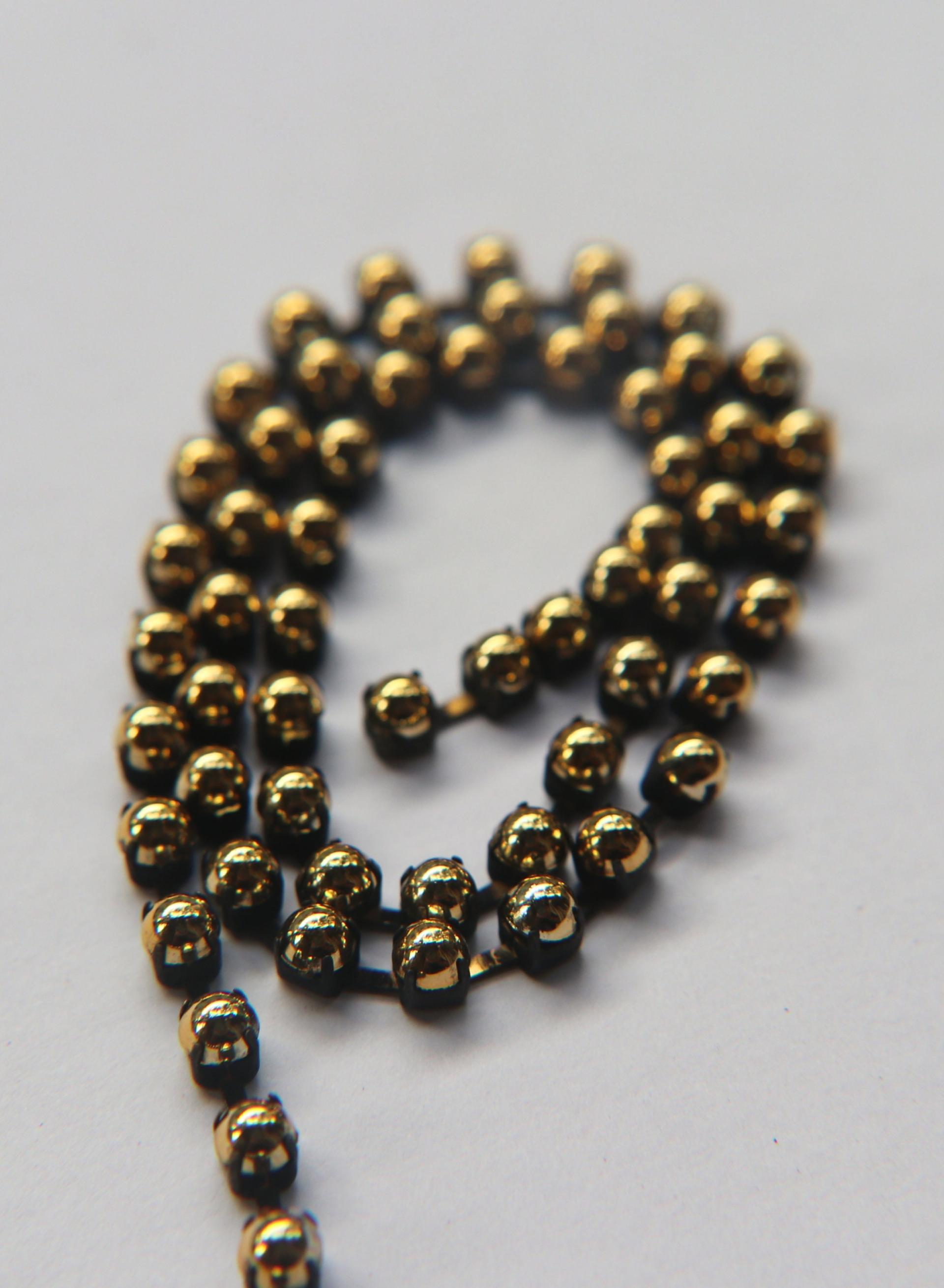 16 SS Aurum Gold Cabochon Chain Metallic Vintage Pressed (4mm) 1/2/5/15 Meters vintage findings, strass chains, craft supplies
