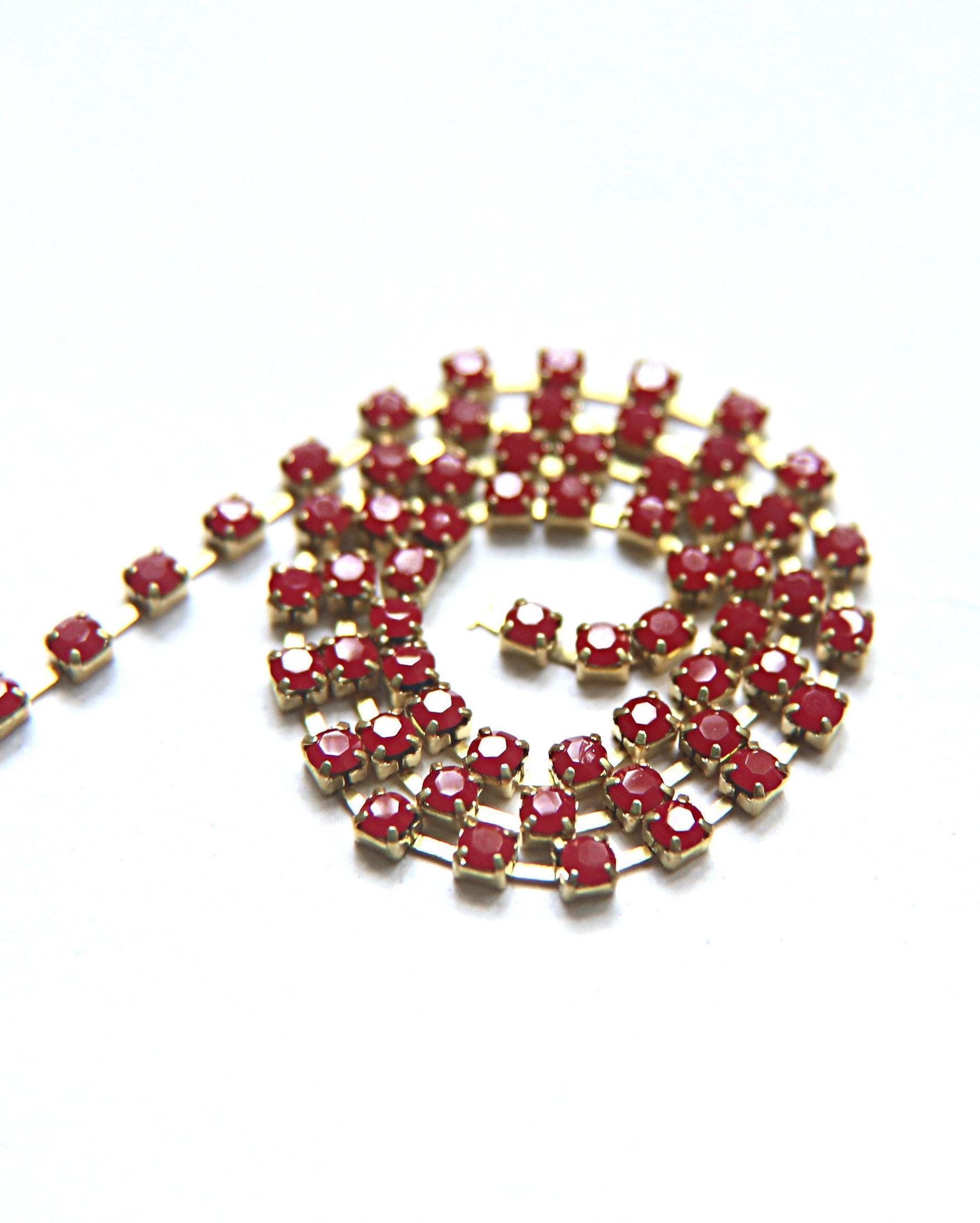 10 SS Swarovski Rhinestone Cup Chain in Dark Red Coral 2.8mm Made in Austria 0.5/1/2/5 Meters vintage findings / jewelry making