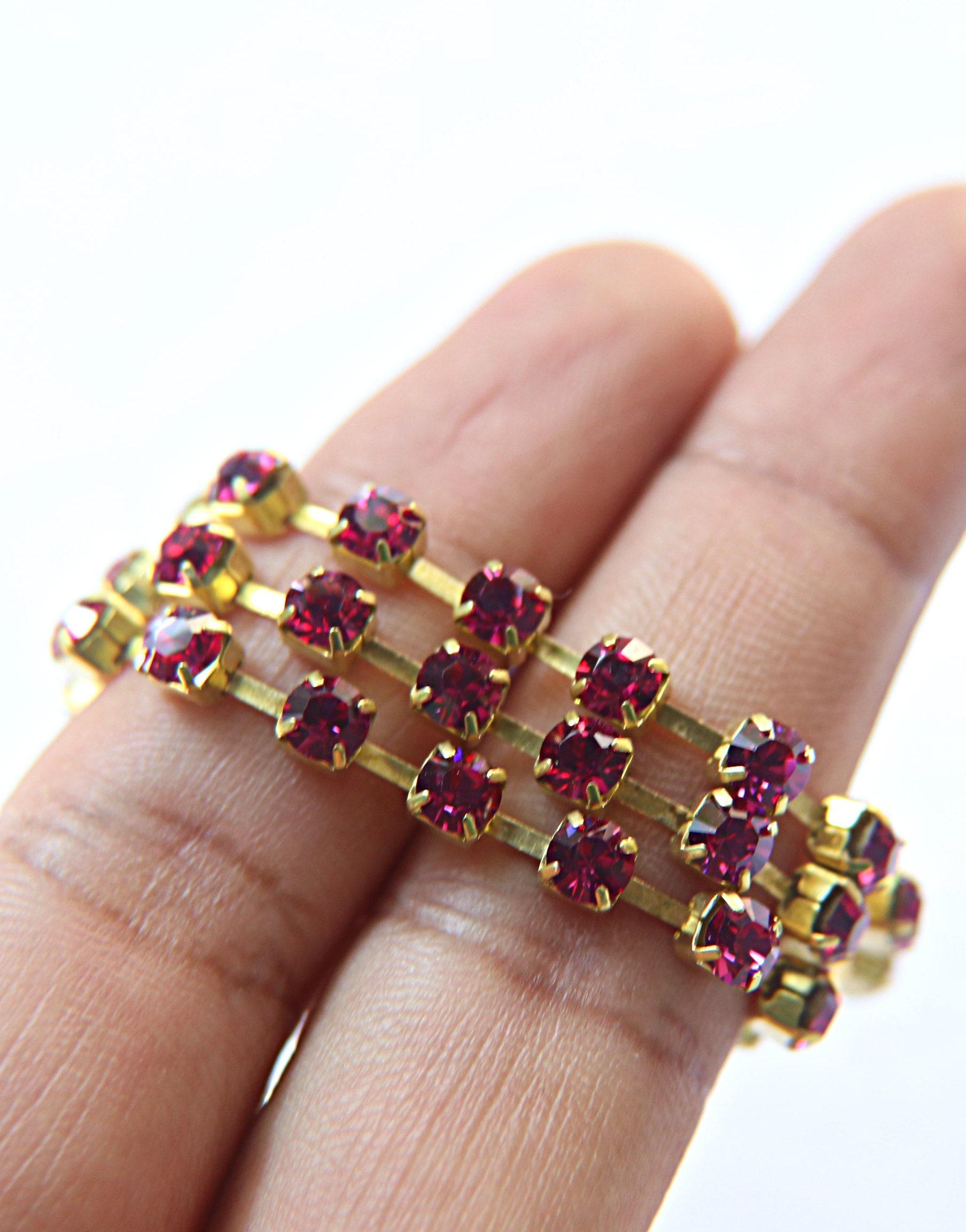 18ss Swarovski Rhinestone Chain in Fuchsia (4.2mm) 0.5/1/2/5 Meters Bridal Supplies, vintage findings, embroidery materials, strass chains