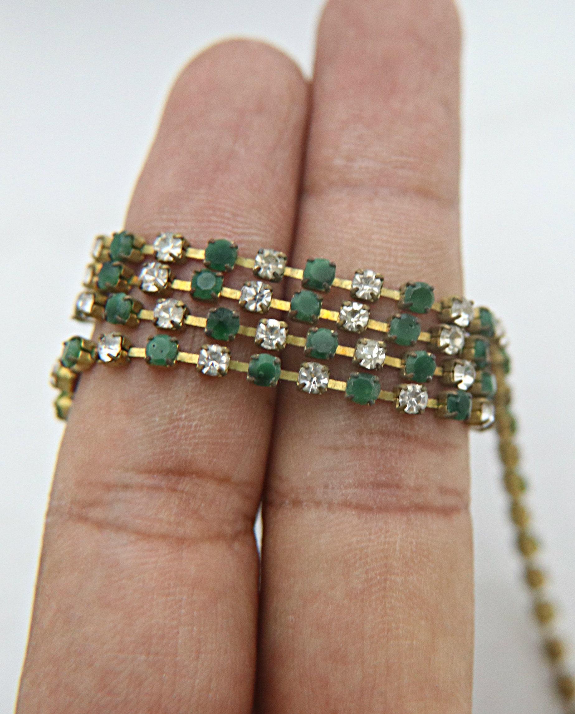 10 SS Rhinestone Chain Vintage Glass Pressed Chatons in opq Emerald and Crystal 2.8 mm 1/2/5/15 Meters vintage findings, strass chains