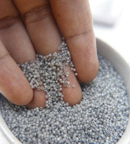 13/0 Seed Beads Crystal Frosted Gunmetal 1.6 MM 20/50/100/200/500 Grams glass beads, jewelry supply, vintage findings, craft supply