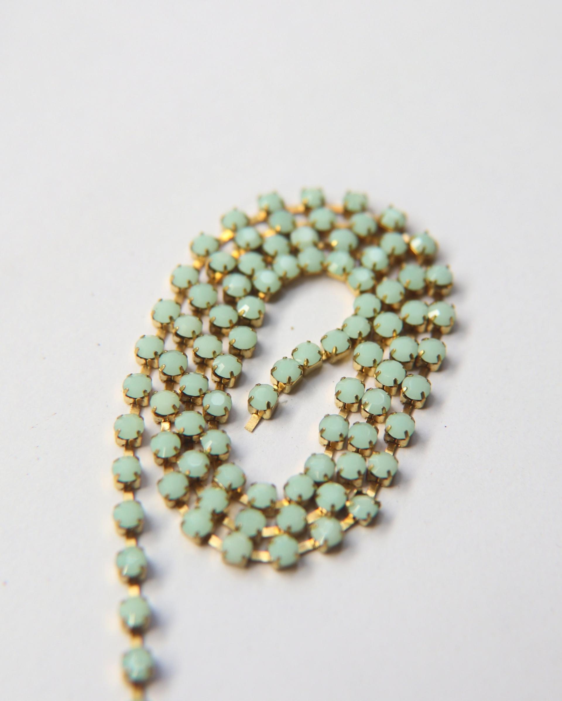 12 SS Swarovski Cup Chain in Mint Alabaster 3mm Made in Austria 0.5/1/2/5 Meters strass chains, embroidery materials, craft supplies
