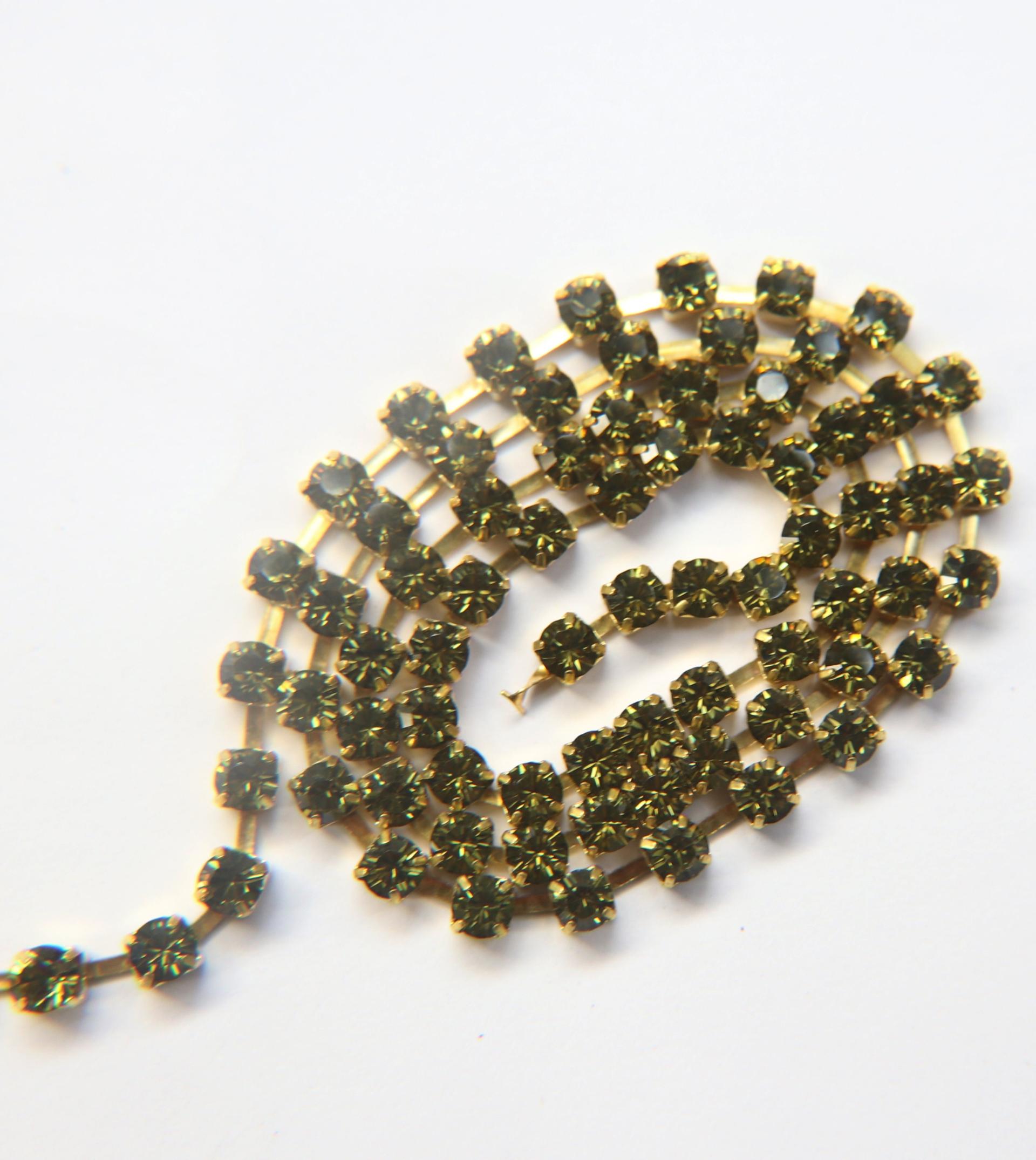 18ss Swarovski Rhinestone Chain in Khaki (4.2mm) 0.5/1/2/5 Meters Bridal Supplies, Jewelry Making, vintage findings, embroidery materials