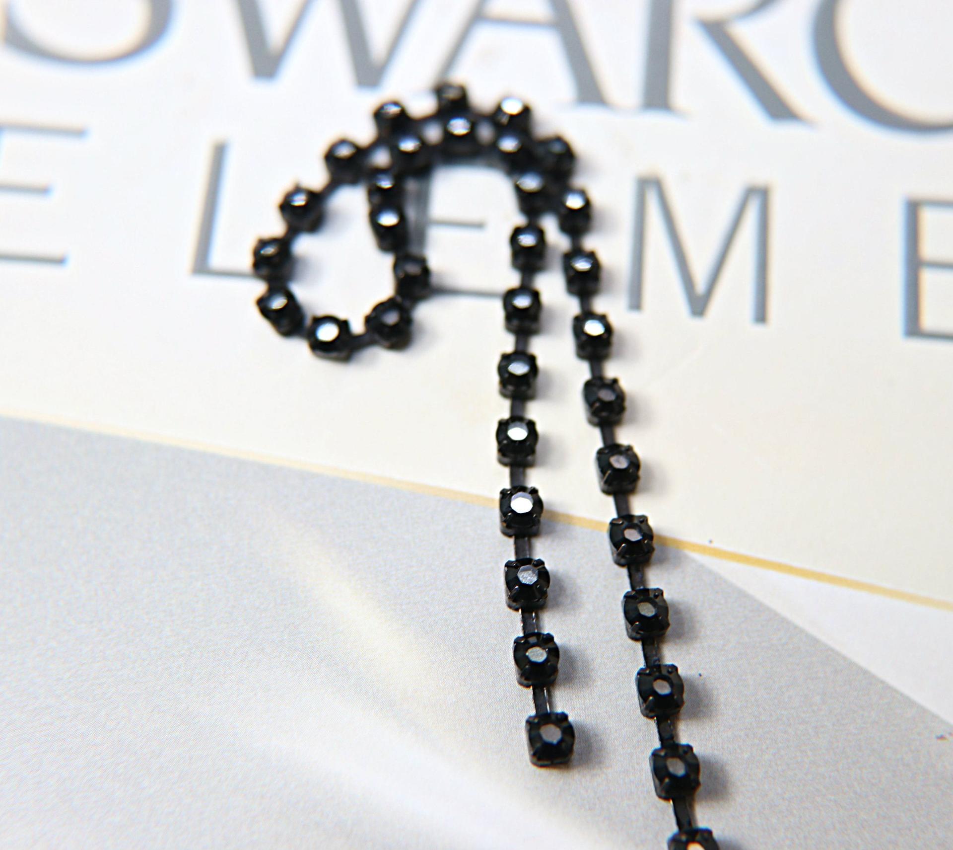 16ss Swarovski 2088 Chain in Flat Back Rare Cosmojet (4mm) 0.5/1/2/5 Meters Vintage Black Settings, decorations, craft supplies, designer