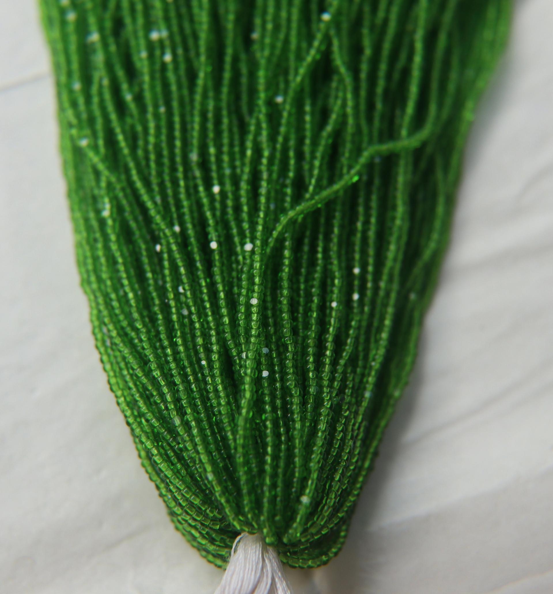 13/0 Hanks Charlotte Cut Beads 50430 Transparent Lime 1/5/25/50/100 Hanks 1.6mm glass beads, jewelry supply, findings, craft supply