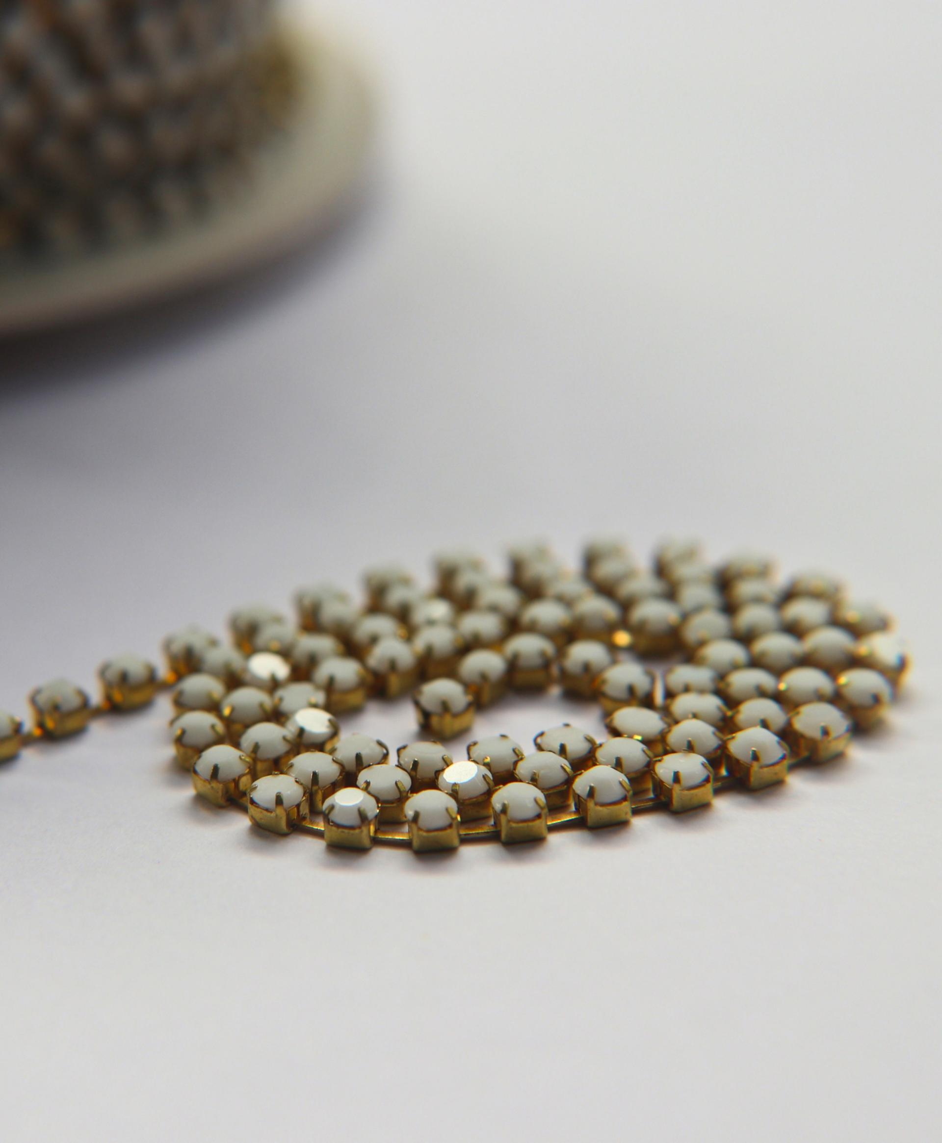 12 SS Rhinestone Chain Vintage Glass Vintage Chatons Opaque Chalk White (3mm) 1/2/5/15 Meters vintage findings, jewelry making, craft supply