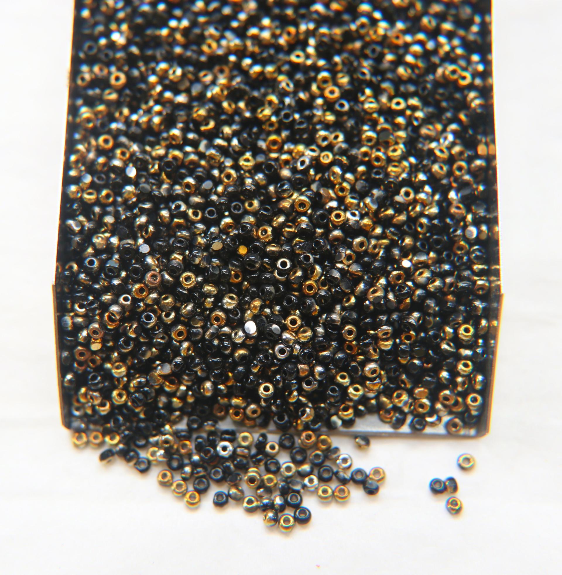 11/0 Charlotte Cut Beads Patina Jet Black Bronze Gold 10/20/50/250/500 Grams PREMIUM MATERIALS
