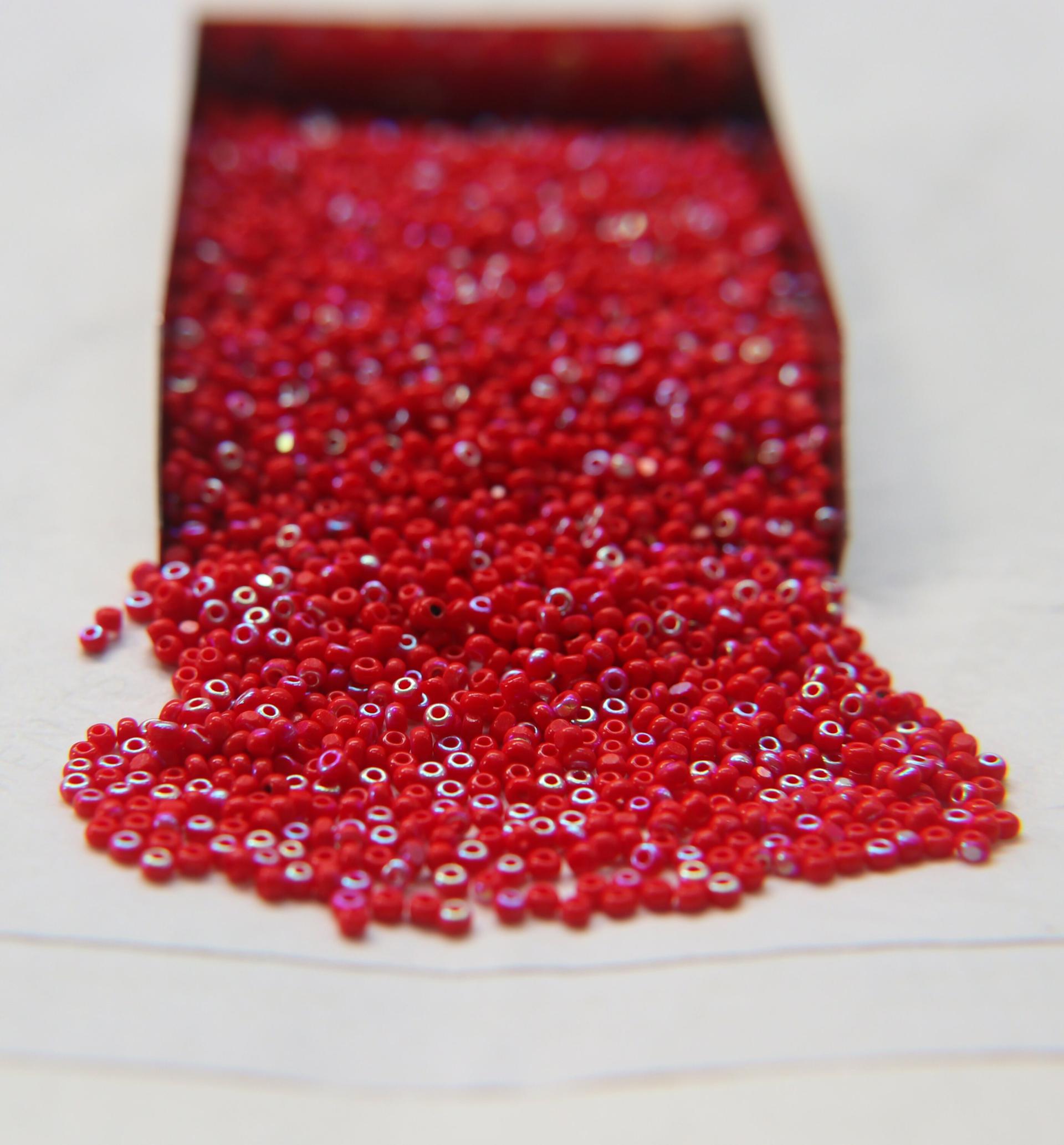 11/0 Charlotte Cut Beads Patina Light Red Opaque Aurore Boreale 10/20/50/250/500 Grams PREMIUM MATERIALS