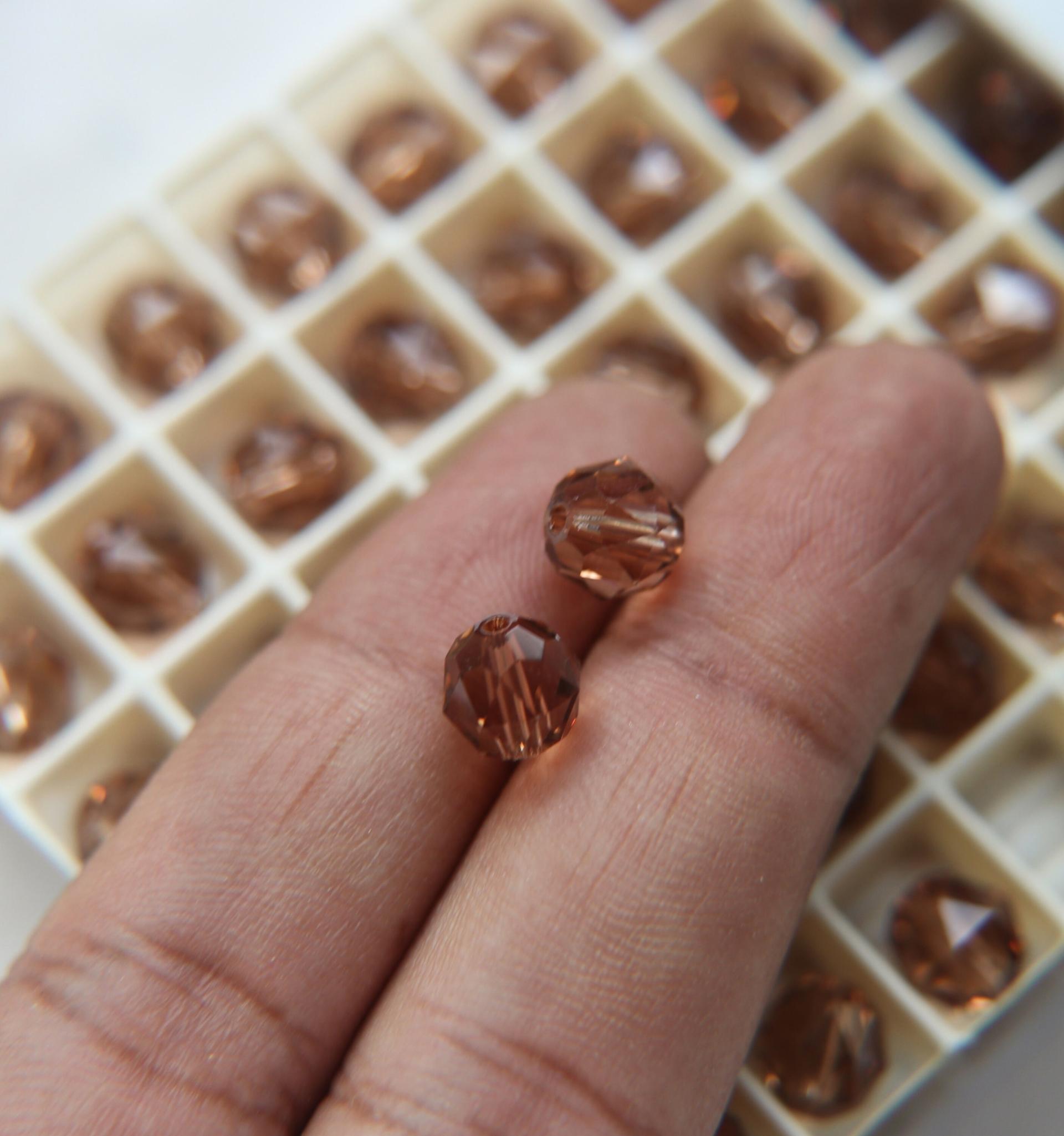 Swarovski 5025 8mm Round Faceted Bead 2/6/12/36/72/144 Pieces (4 Colours) jewelry making beads