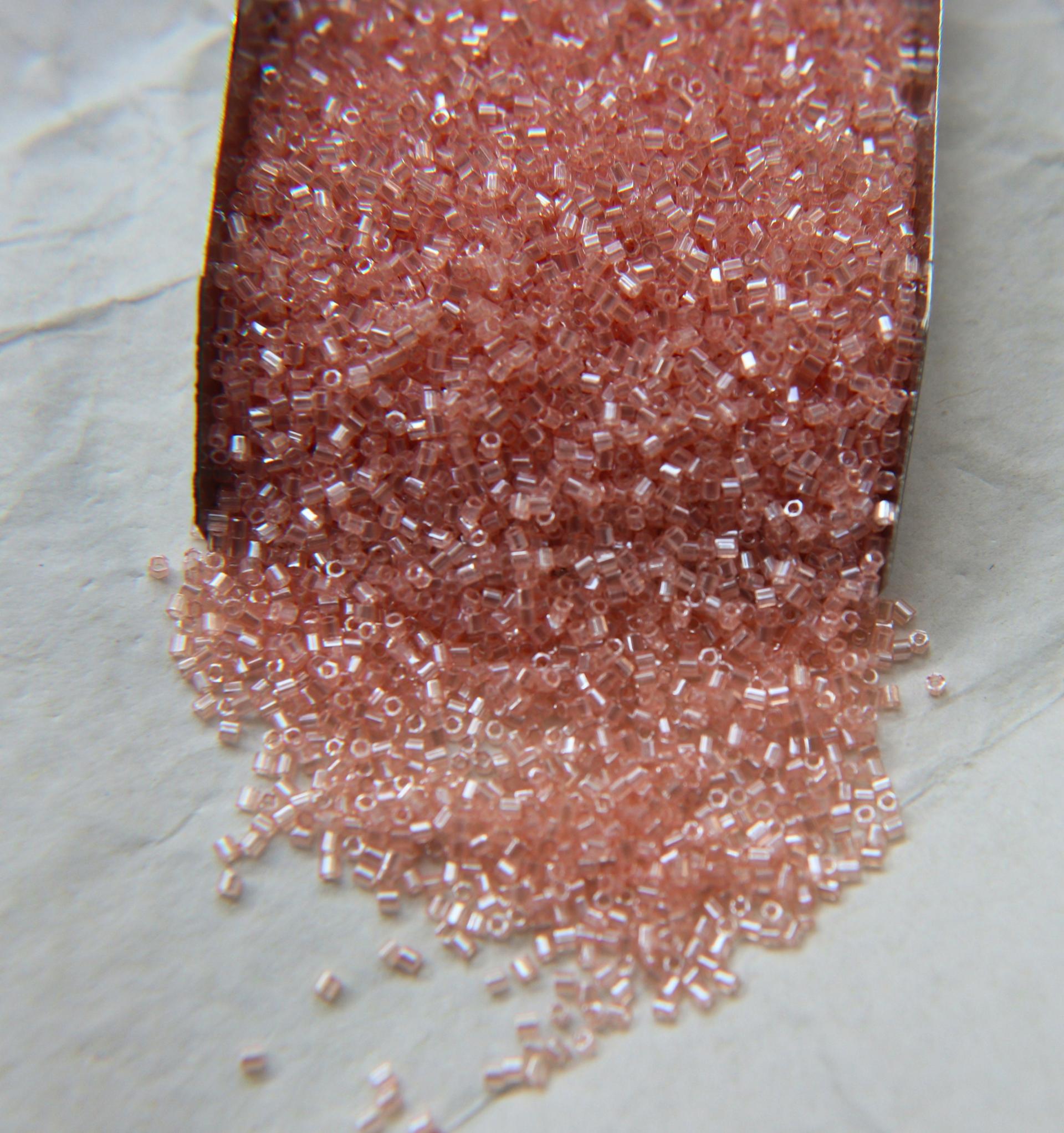 15/0 MIYUKI Hex Light Shell Pink Luster Japanese Beads 10/20/50/100 Grams embroidery materials Jewelry making beads, vintage beads, premium