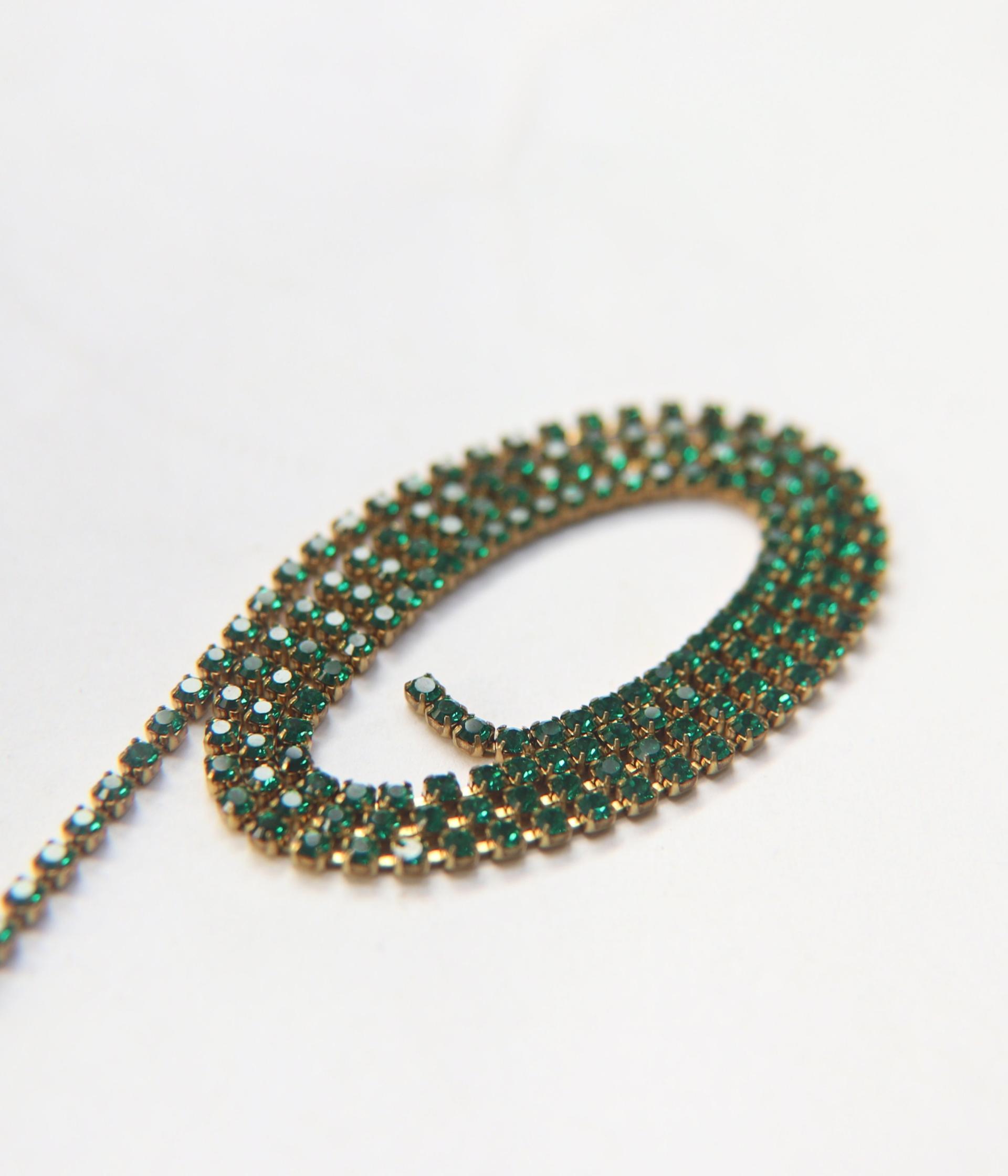 18PP Rhinestone Chain Swarovski vintage 2.5mm (0.5/1/2/5 Meters) vintage findings, strass chains, PREMIUM supplies, wedding decorations