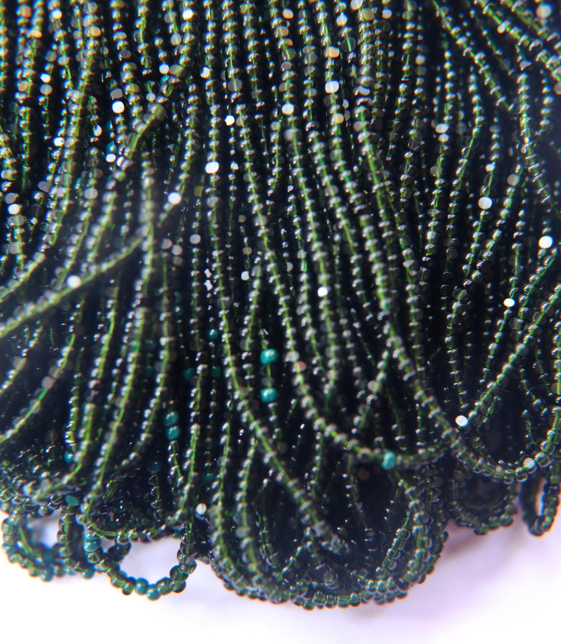 11/0 Hanks Charlotte Cut Beads Mix Transparent Dark Olivine & Opaque Emerald 1/5/25/50/100 Hanks 2.0mm glass beads, jewelry supply, findings
