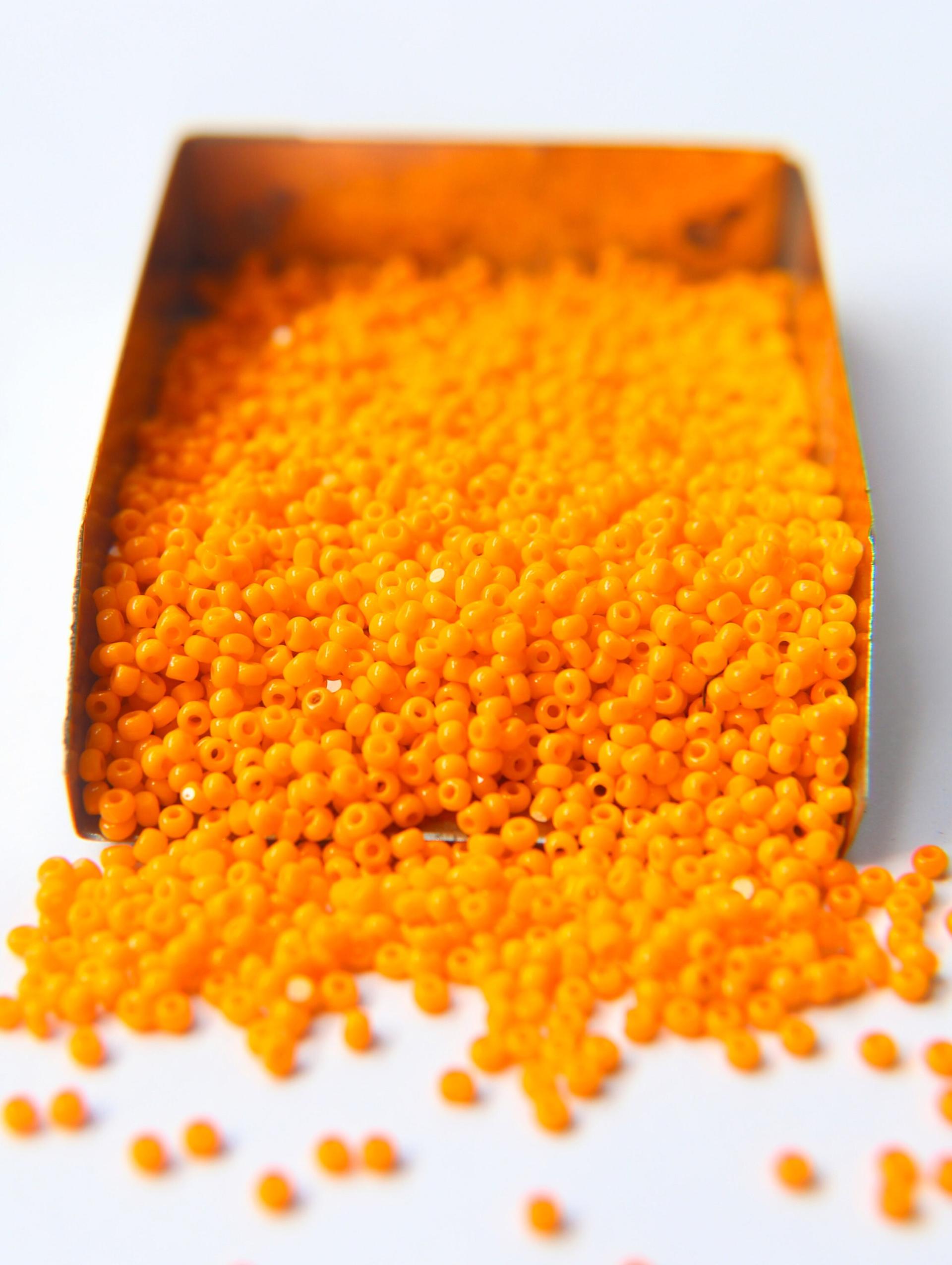 13/0 Charlotte true Cut Beads Opaque Light Orange 5/10/20/50/250/500 Grams Premium Seed Beads