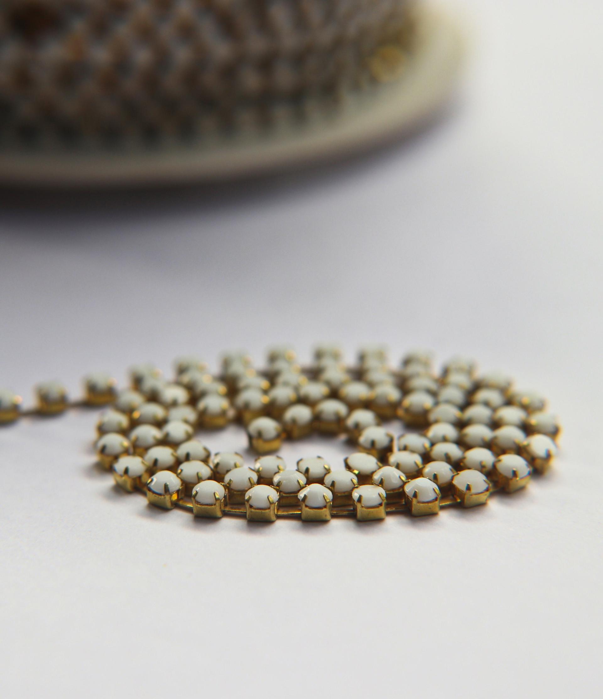 12 SS Rhinestone Chain Vintage Glass Vintage Chatons Opaque Chalk White (3mm) 1/2/5/15 Meters vintage findings, jewelry making, craft supply