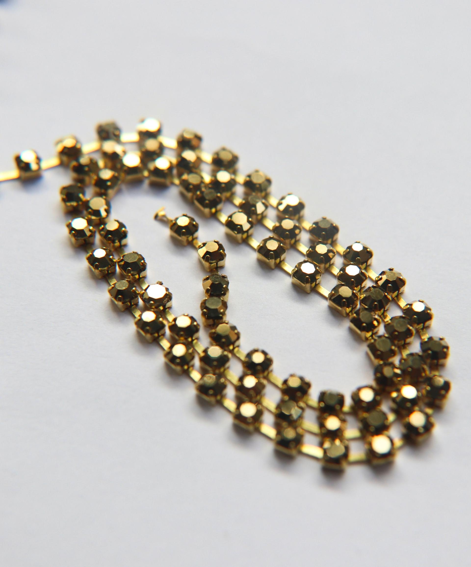 12SS Rhinestone Chain Vintage Machine cut Metallic Aurum Gold 3mm embroidery materials craft vintage findings, lace, strass chains