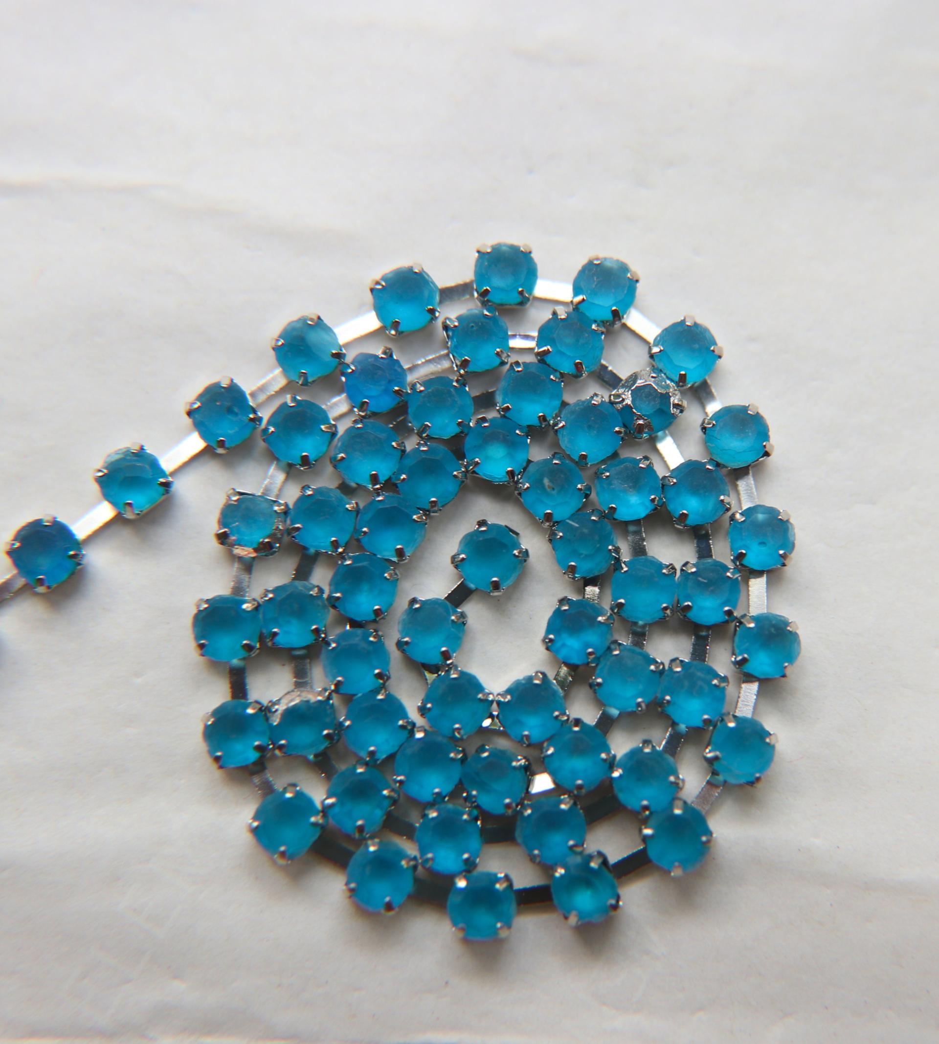 16 SS Rhinestone Chain Vintage Glass Capri Blue Frosted Antique Black Plated/Brass Settings 4mm 1/2/5/15 Meters
