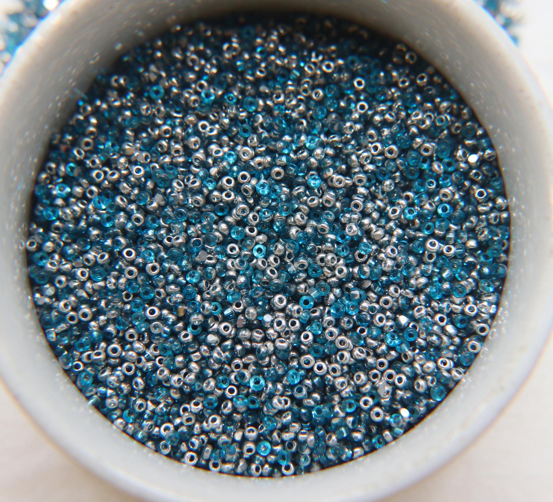 11/0 Charlotte true Cut Beads Patina Dark Aqua Transparent Silver 10/20/50/250/500 Grams PREMIUM SEED Beads