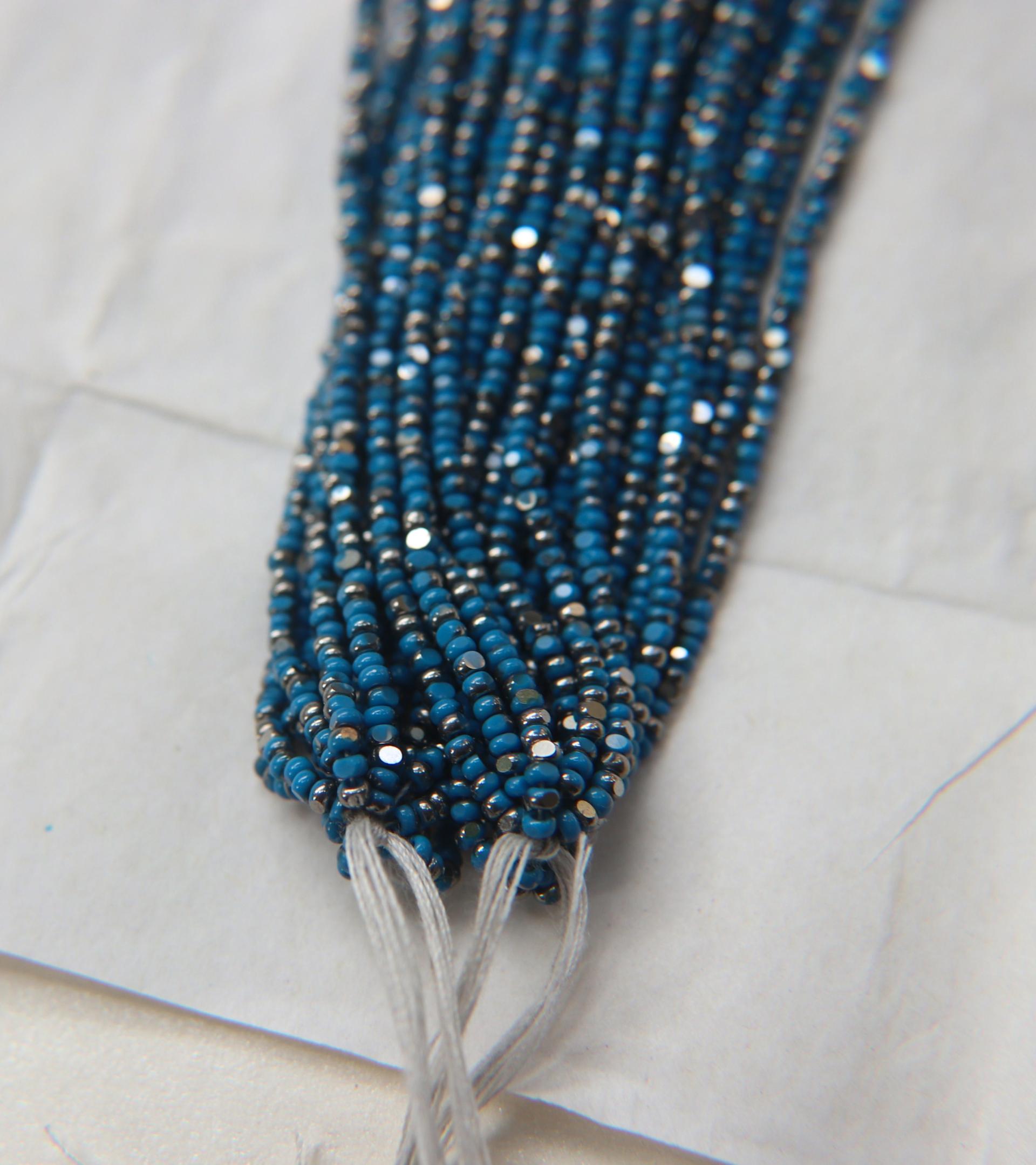 11/0 Hanks Charlotte Cut Beads Patina Slate Blue Opaque Gunmetal 1/5/25/50/100 Hanks 2.0mm glass beads, jewelry supply, findings
