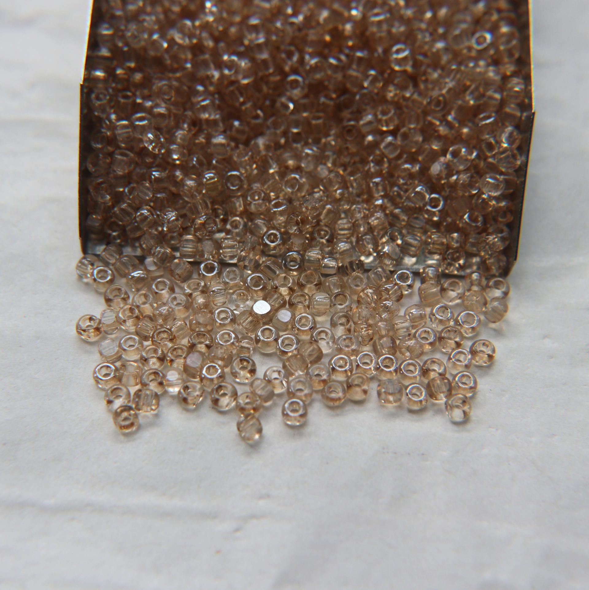 8/0 Charlotte Cut Beads Crystal Golden Honey 10/20/50/250/500 Grams PREMIUM SEED Beads, jewelry supply, vintage findings