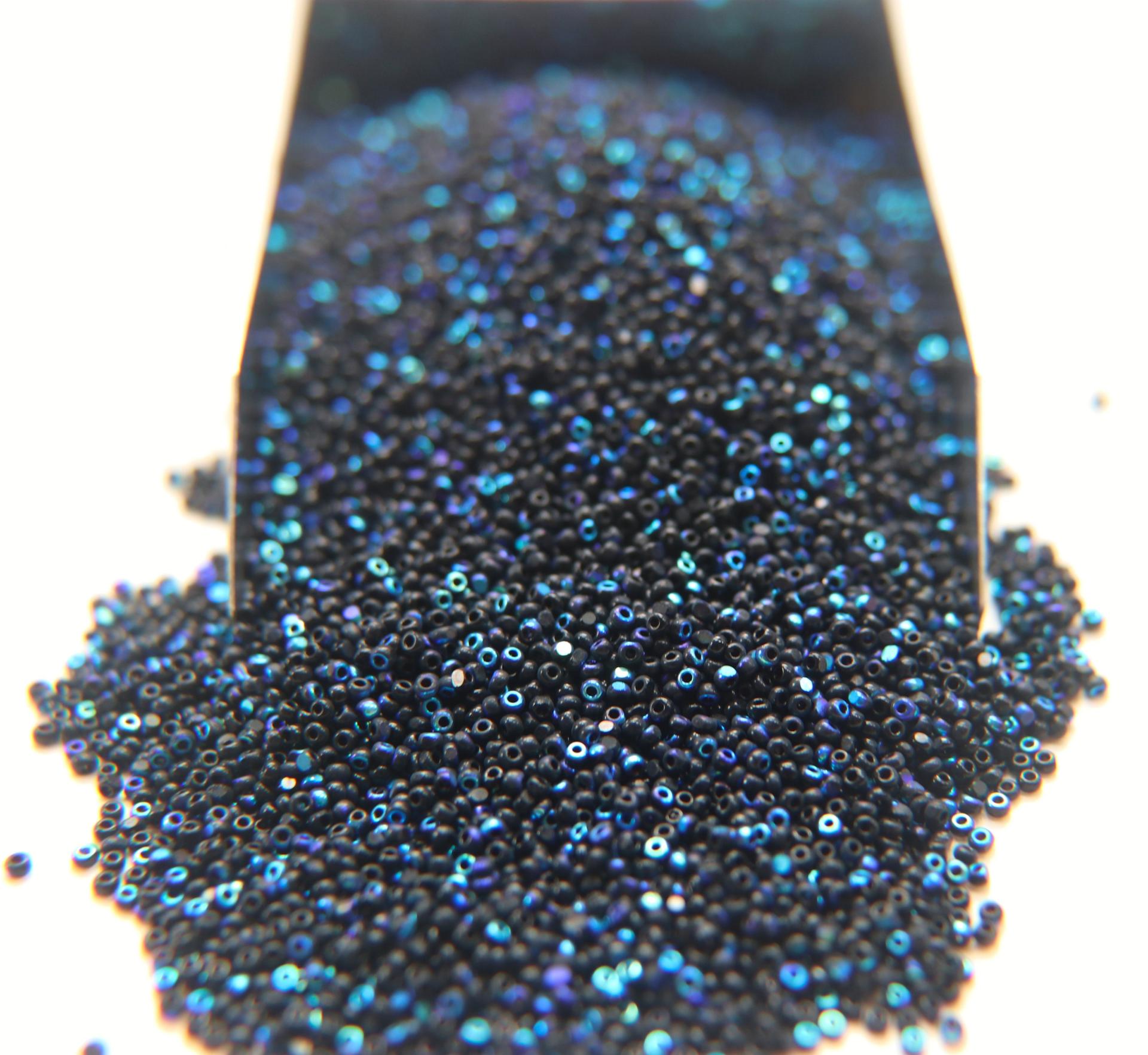 11/0 Charlotte Cut Beads Patina Jet Black Aurore Boreale 10/20/50/250/500 Grams PREMIUM MATERIALS