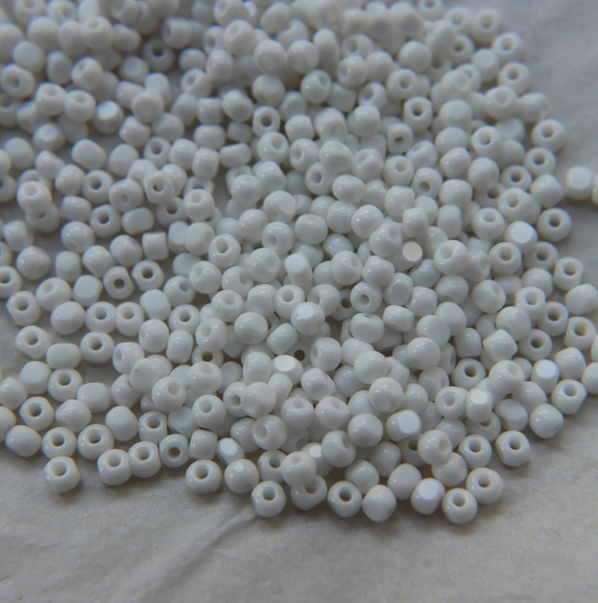 6/0 Charlotte Cut Beads Chalk White Opaque 10/20/50/250/500 Grams glass beads, jewelry supply, vintage findings, craft supply, rare whit