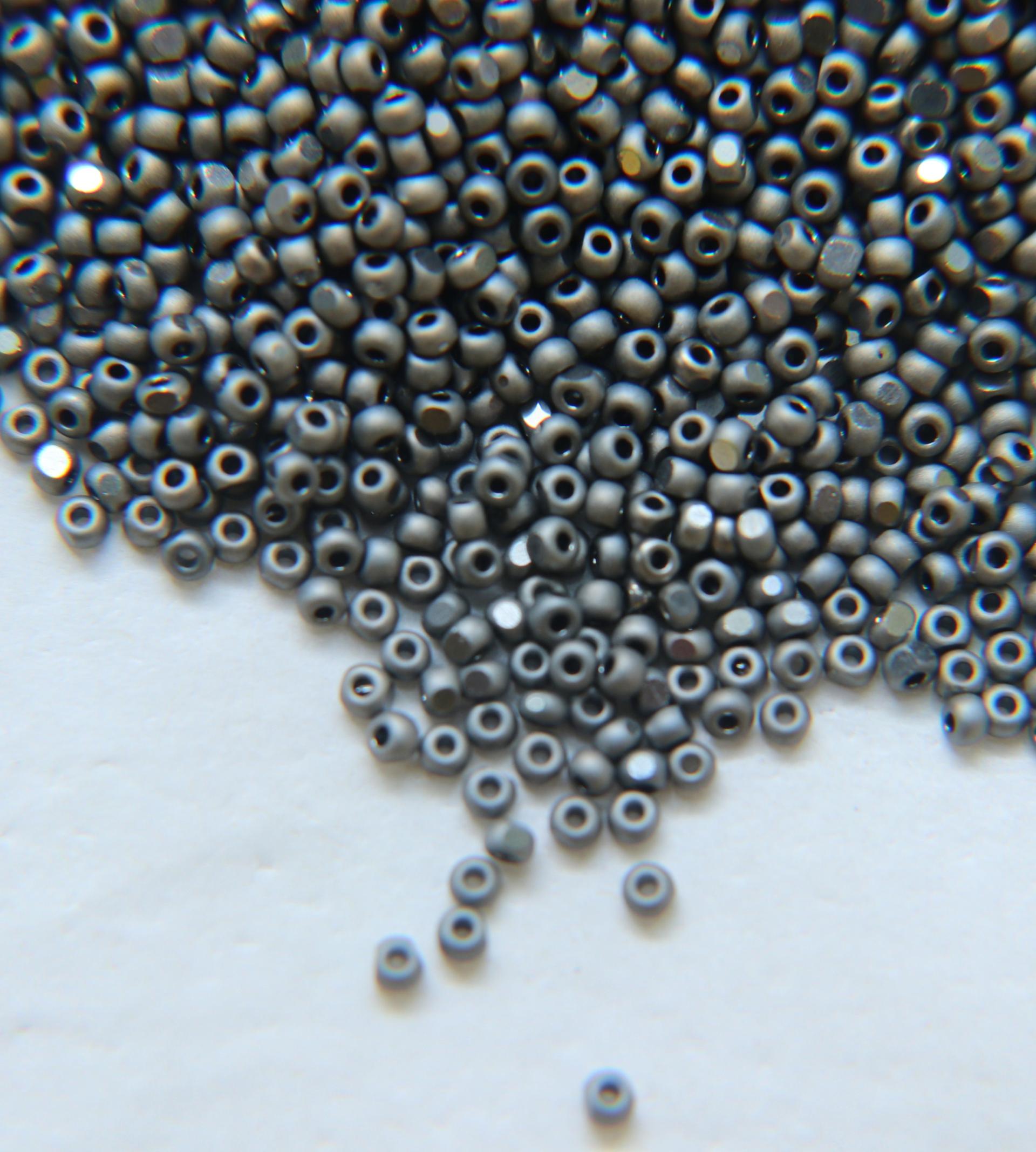 13/0 Charlotte Cut Beads MATT Gunmetal 5/10/20/50/250/500 Grams craft supplies, jewelry making, embroidery materials, vintage beads, rare