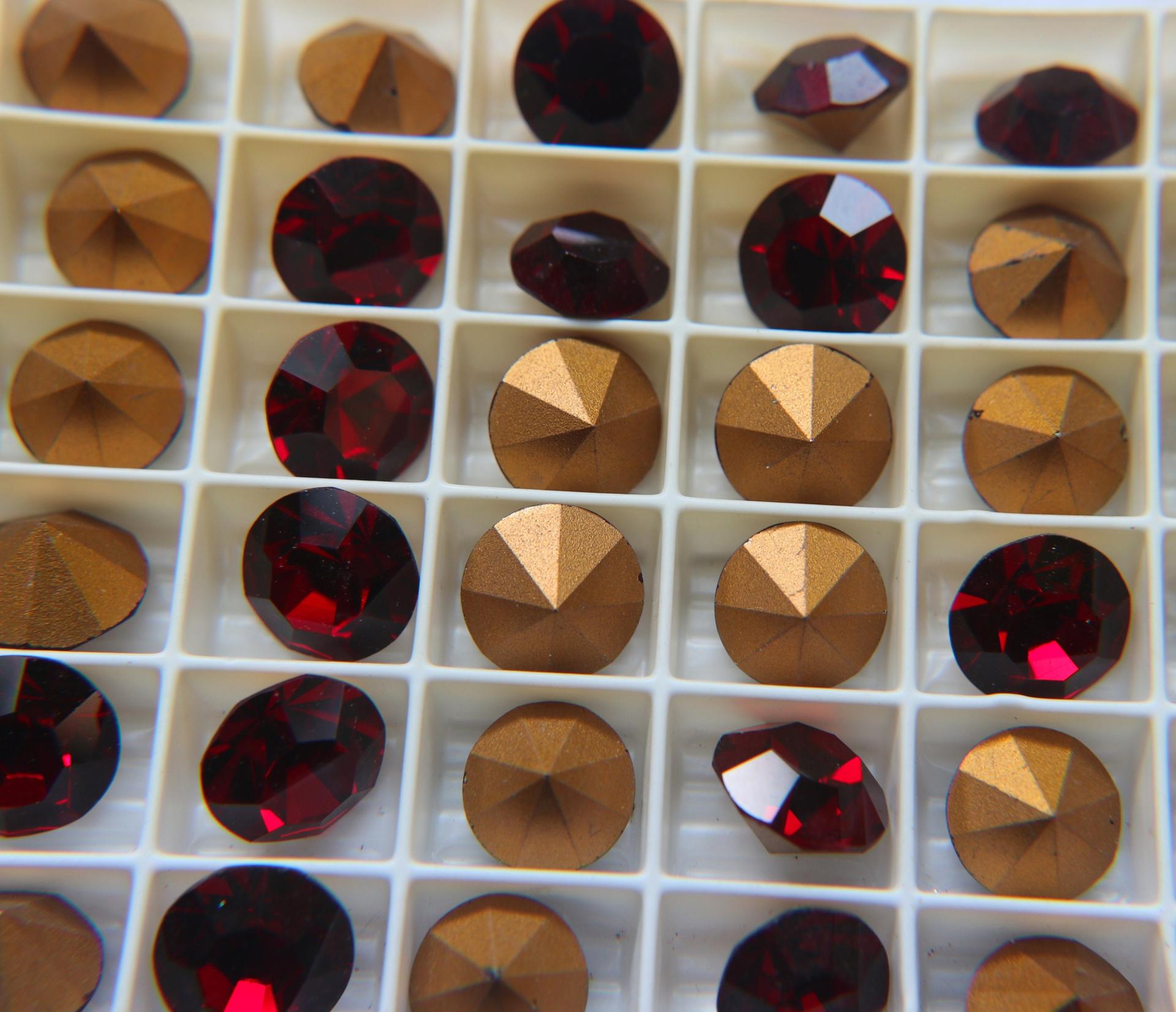 50 ss Swarovski Vintage Rhinestones Foiled 2/6/24/72 pieces (3 colors)