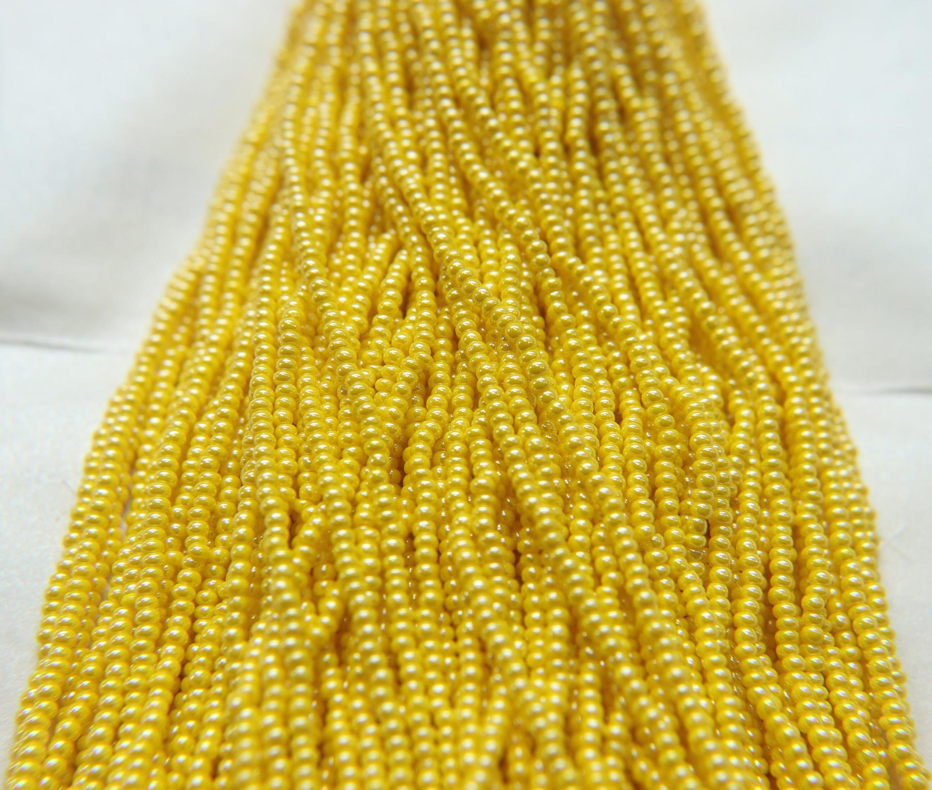 11/0 Czech Seed Bead Opaque Yellow luster 1/5/25/50/100 Full hanks Preciosa Ornella loose beads, mix beads, embroidery materials, craft