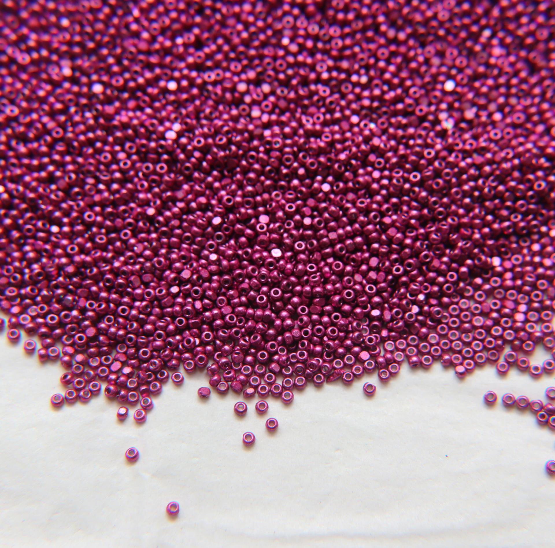 11/0 Charlotte Cut Beads Metallic Rose 10/20/50/250/500 Grams 2.0mm Premium Seed Beads