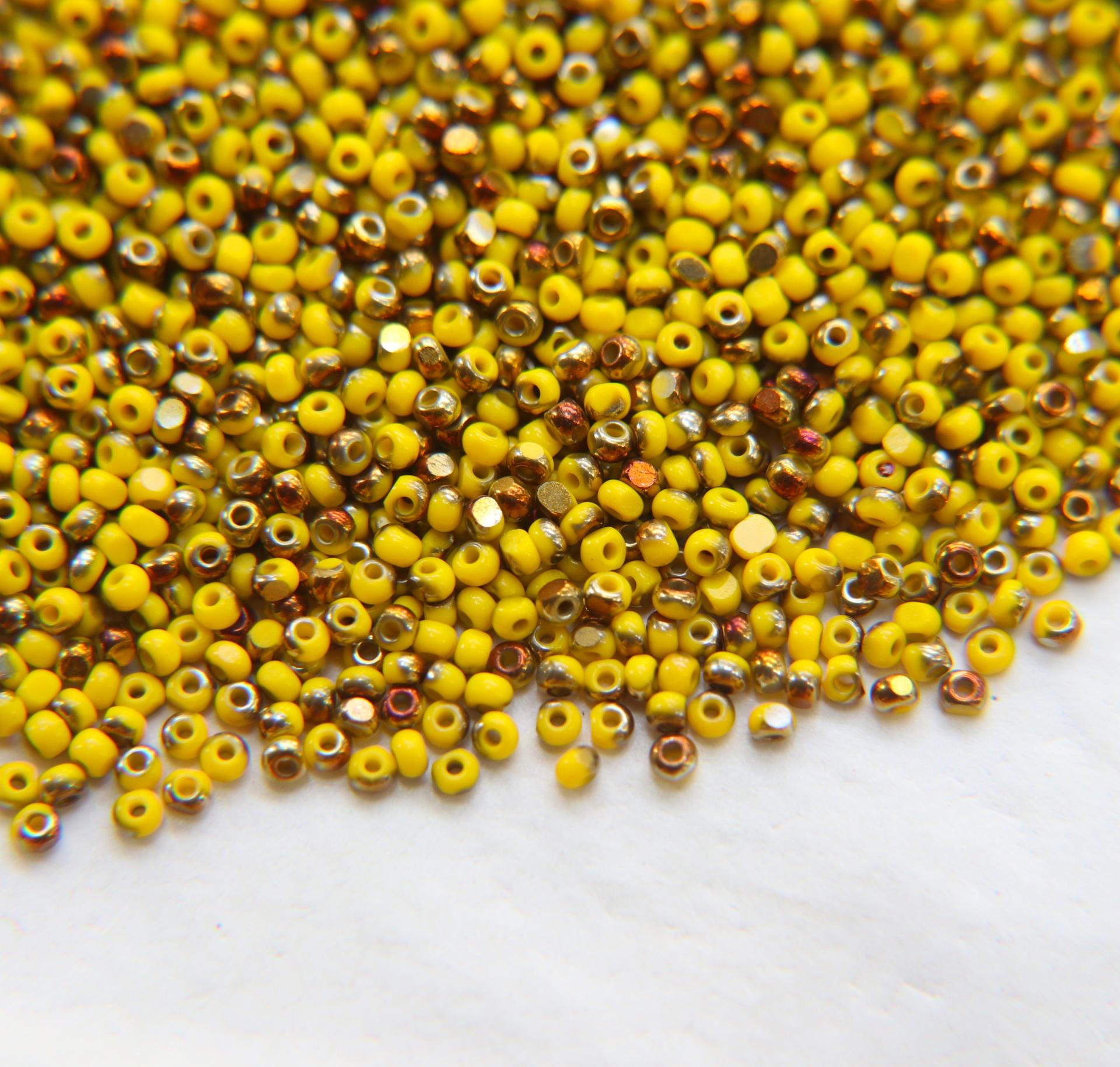 11/0 Charlotte Cut Beads Patina Opaque Yellow Bronze Gold 10/20/50/250/500 Grams PREMIUM MATERIALS