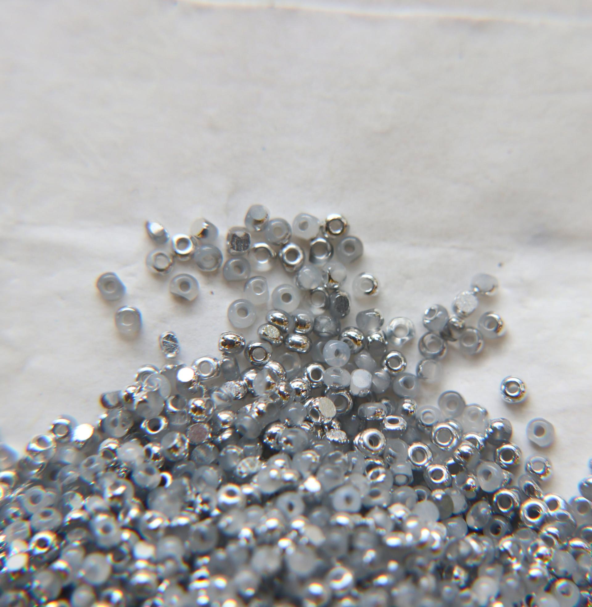 11/0 Charlotte True Cut Beads Patina Premium White Opal Silver 10/20/50/250/500 Grams PREMIUM SEED Beads
