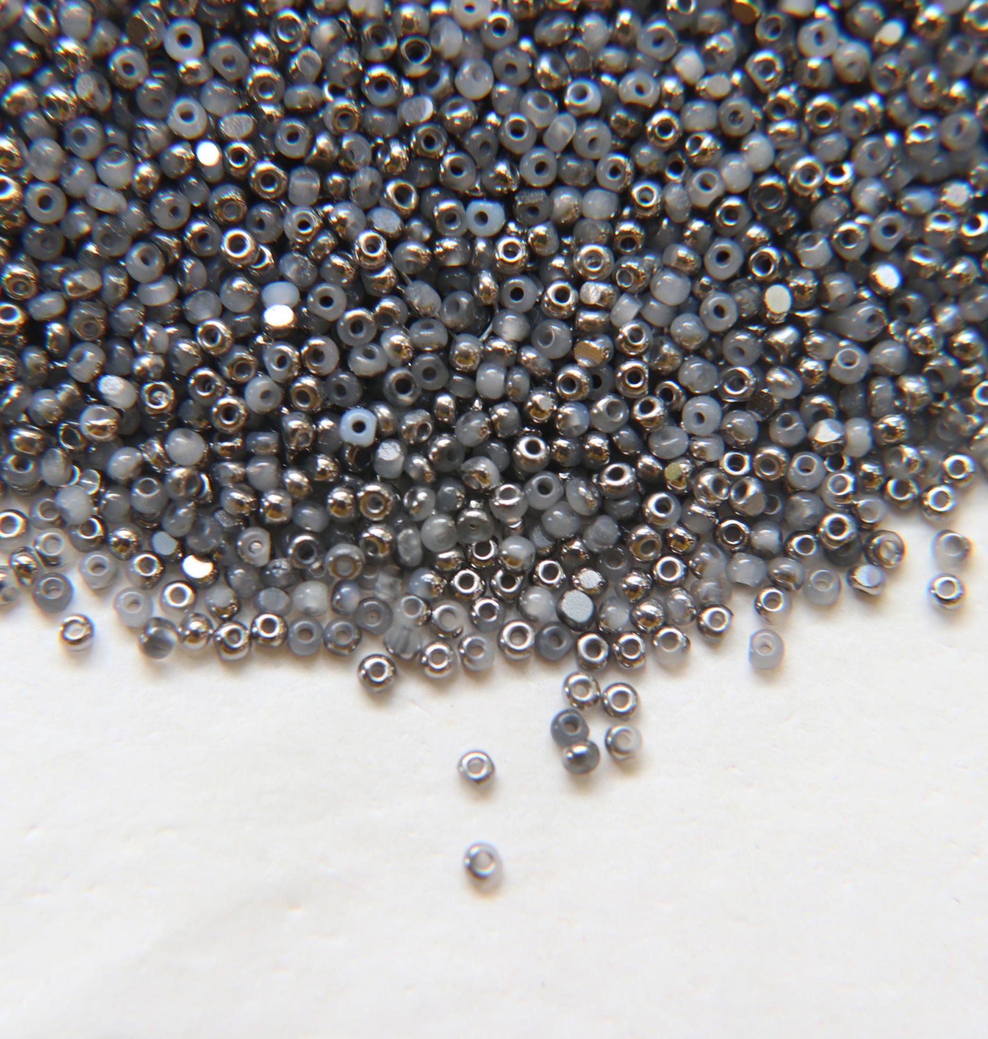 11/0 Charlotte True Cut Beads Patina Premium White Opal Gunmetal 10/20/50/250/500 Grams PREMIUM SEED Beads