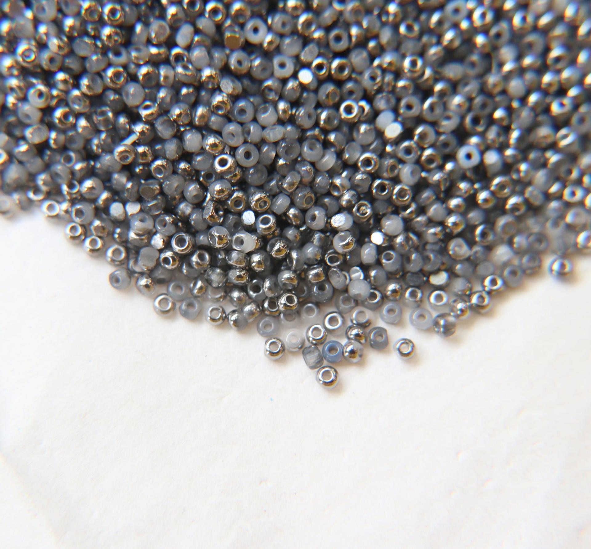 11/0 Charlotte True Cut Beads Patina Premium White Opal Gunmetal 10/20/50/250/500 Grams PREMIUM SEED Beads