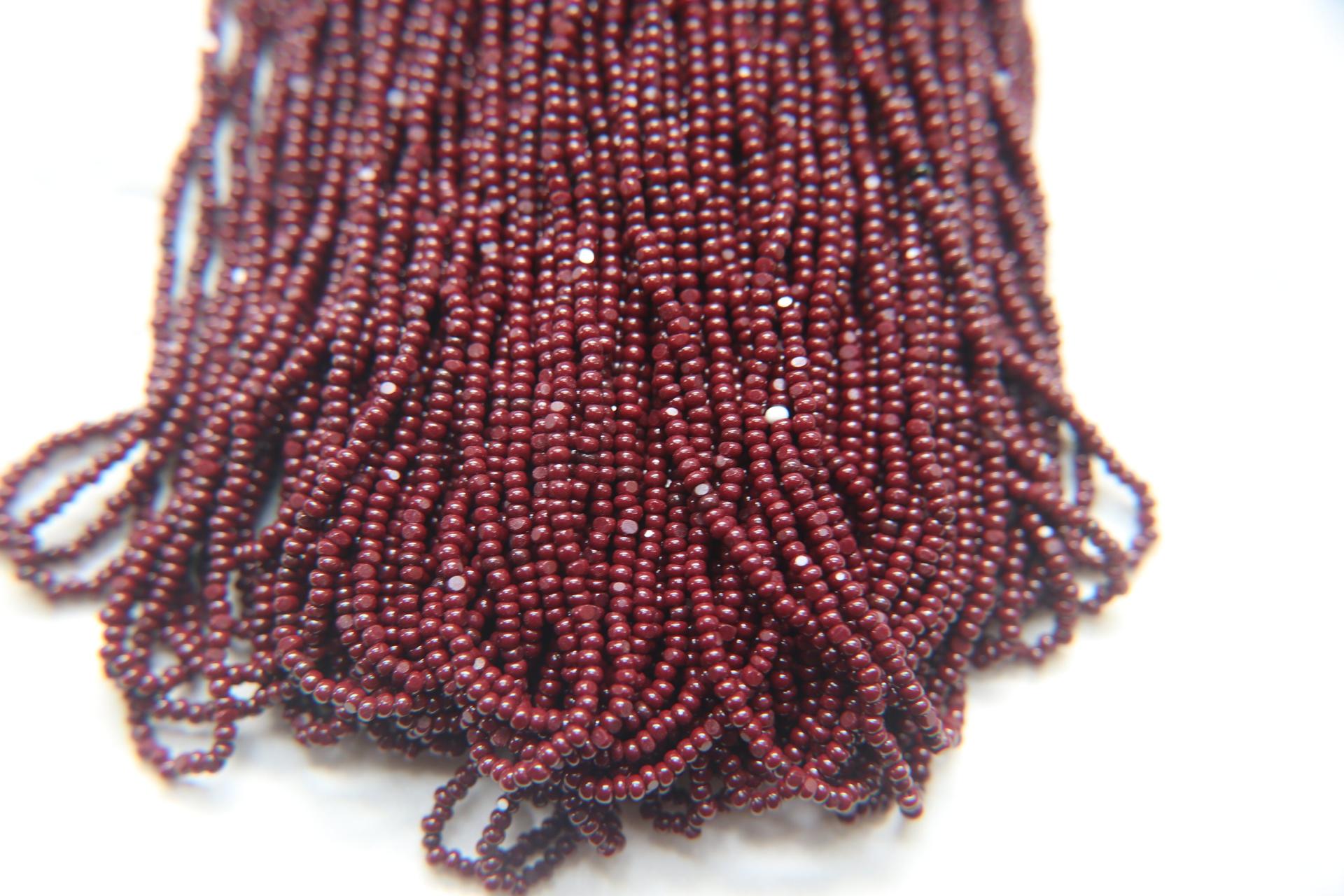 11/0 Charlotte true Cut Beads 2 MM Opaque Chocolate Brown 1/5/25/50/100 Hanks PREMIUM SEED Beads, bracelet beads, tassel beads