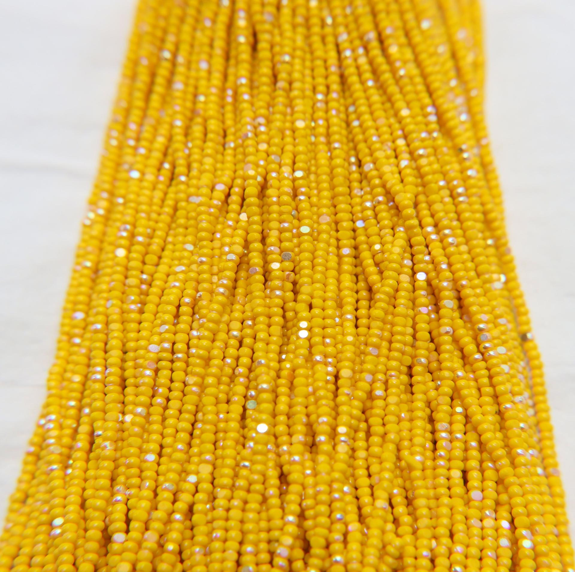 11/0 Hanks Charlotte true Cut Beads Patina Opaque Yellow Aurore Boreale 1/5/25/50/100 Hanks PREMIUM SEED Beads, NATIVE supplies