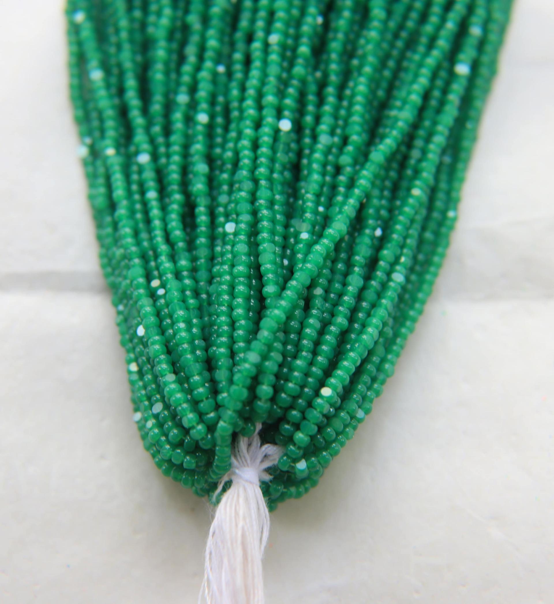 11/0 Hanks Charlotte Cut Beads Opal Green 1/5/25/50/100 Hanks 2.0mm jewellery rare glass beads, jewelry supply, findings, Native supply