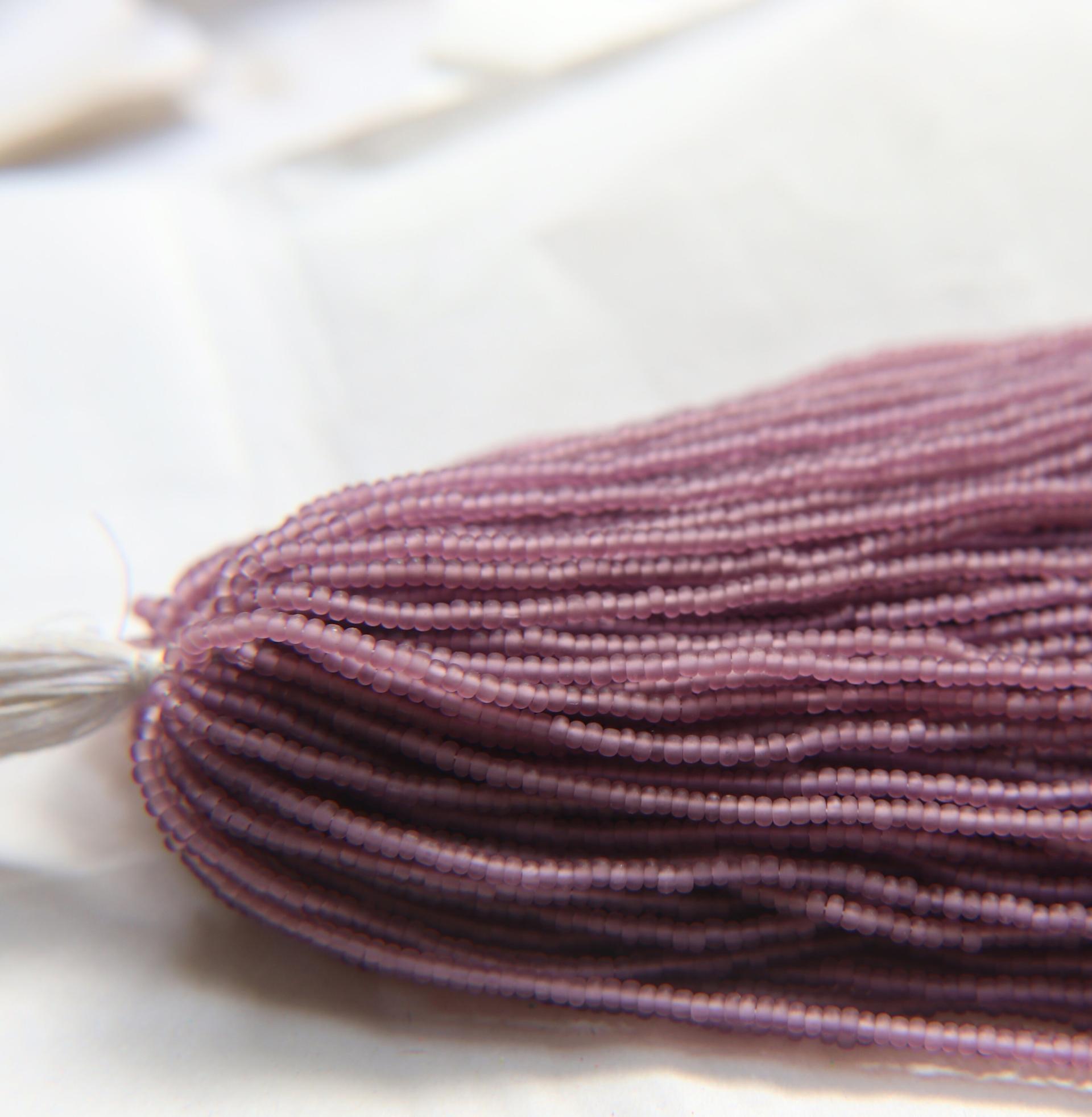 11/0 Czech Seed Bead MATT Light Amethyst 1/5/25 Full hanks Preciosa Ornella loose beads, mix beads, embroidery materials, craft supplies