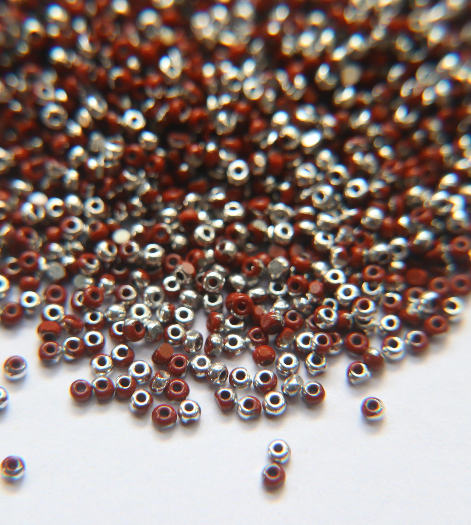 11/0 Charlotte true Cut Beads Patina Rust opaque Silver 10/20/50/250/500 Grams PREMIUM SEED Beads