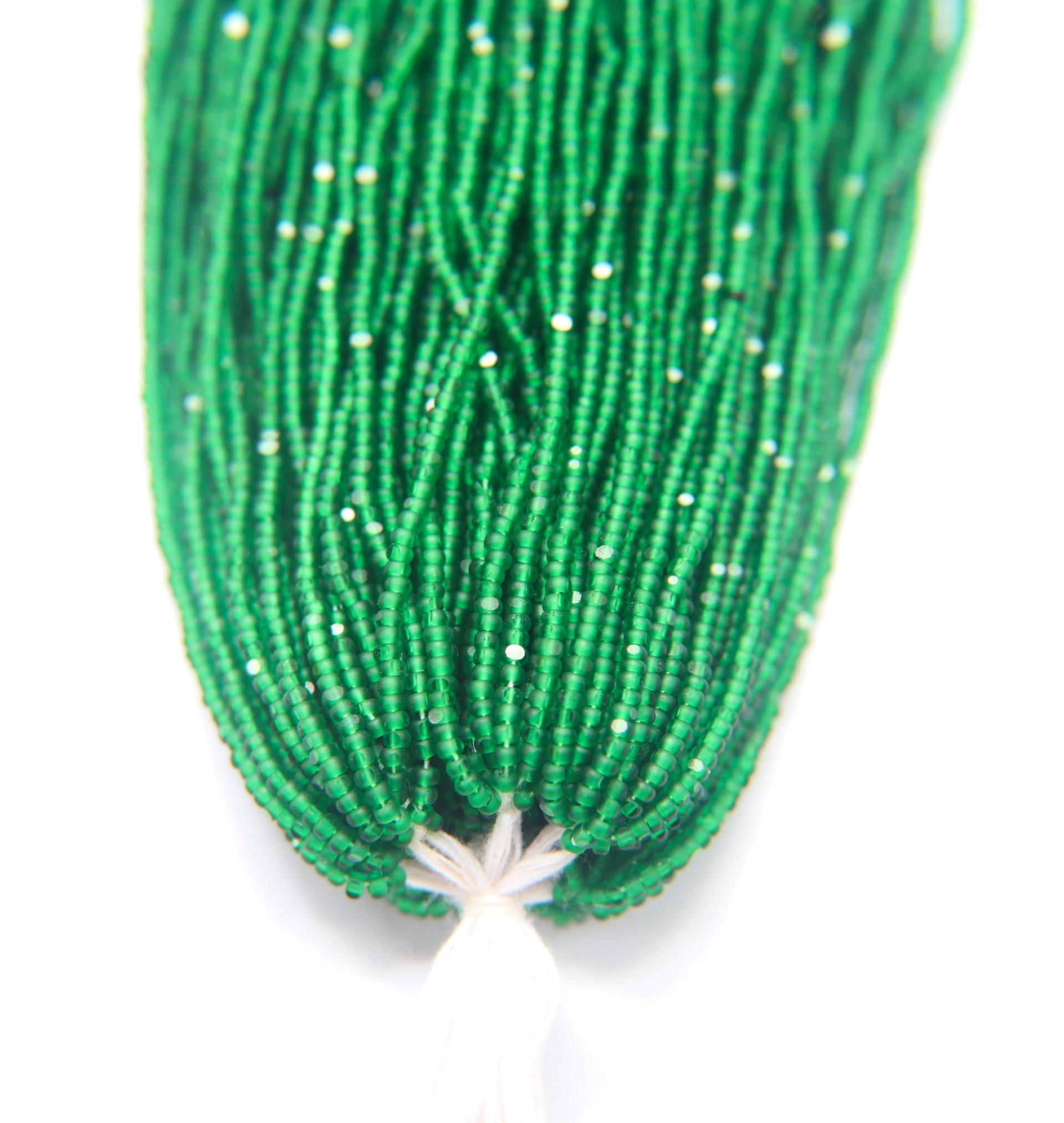 11/0 Hanks Charlotte Cut Beads Matt Forest Green 1/5/25/50/100 Hanks 2.0mm glass beads, jewelry supply, findings, Native supply
