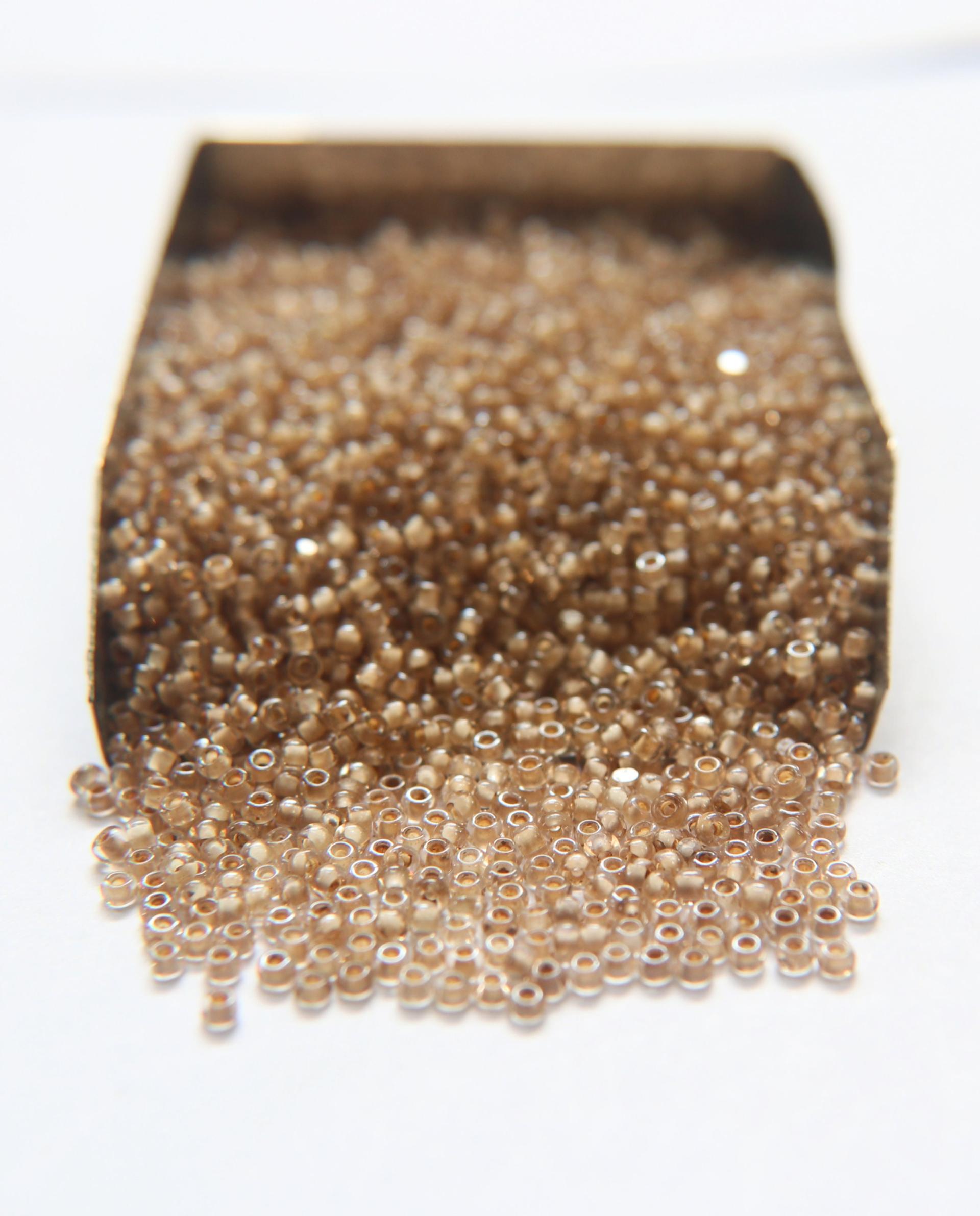 11/0 Charlotte true Cut Beads Patina Cream Lined Golden Honey 10/20/50/250/500 Grams 1300 Pieces loose beads, embroidery, native supply