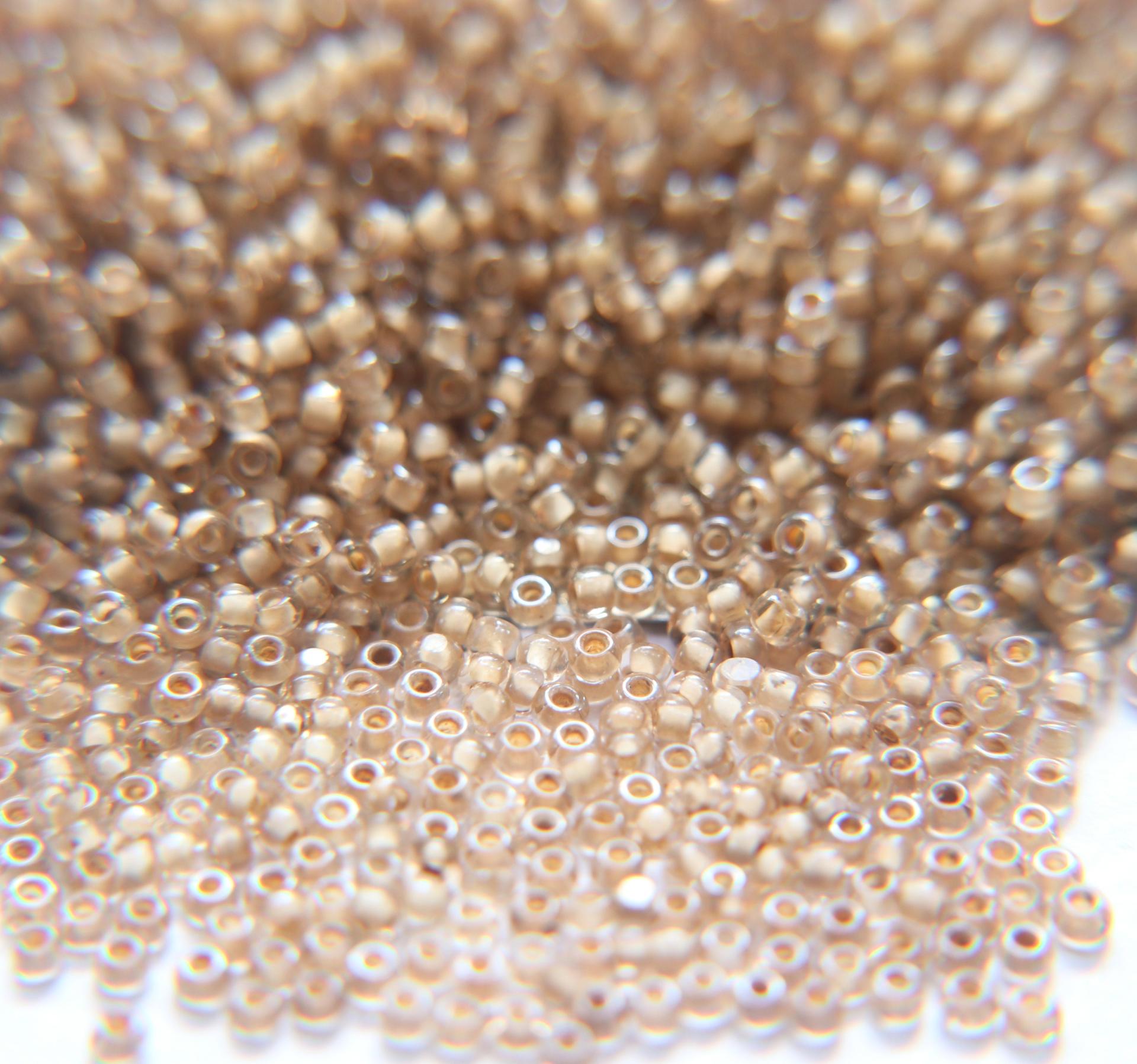 11/0 Charlotte true Cut Beads Patina Cream Lined Golden Honey 10/20/50/250/500 Grams 1300 Pieces loose beads, embroidery, native supply