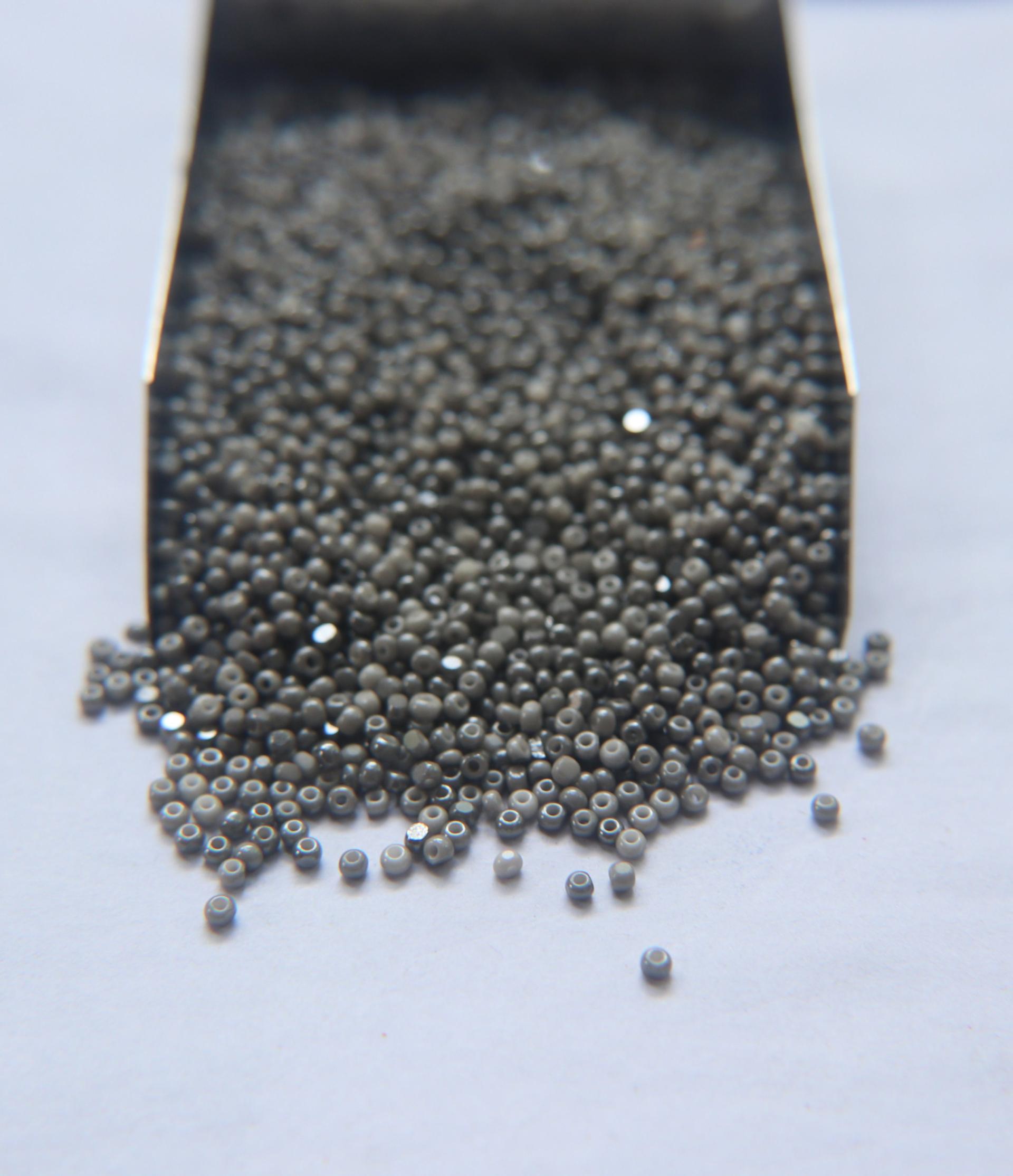 11/0 Charlotte true Cut Beads Ionized Opaque Chalk White 10/20/50/250/500 Grams embroidery materials, jewelry making, vintage beads, rare