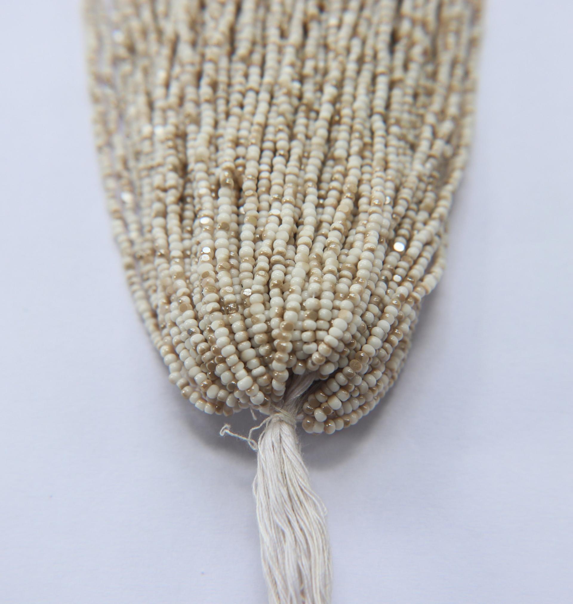 11/0 Hanks Charlotte true Cut Beads Patina Chalk White Golden Honey 1/5/25/50/100 Hanks PREMIUM SEED Beads, NATIVE supplies