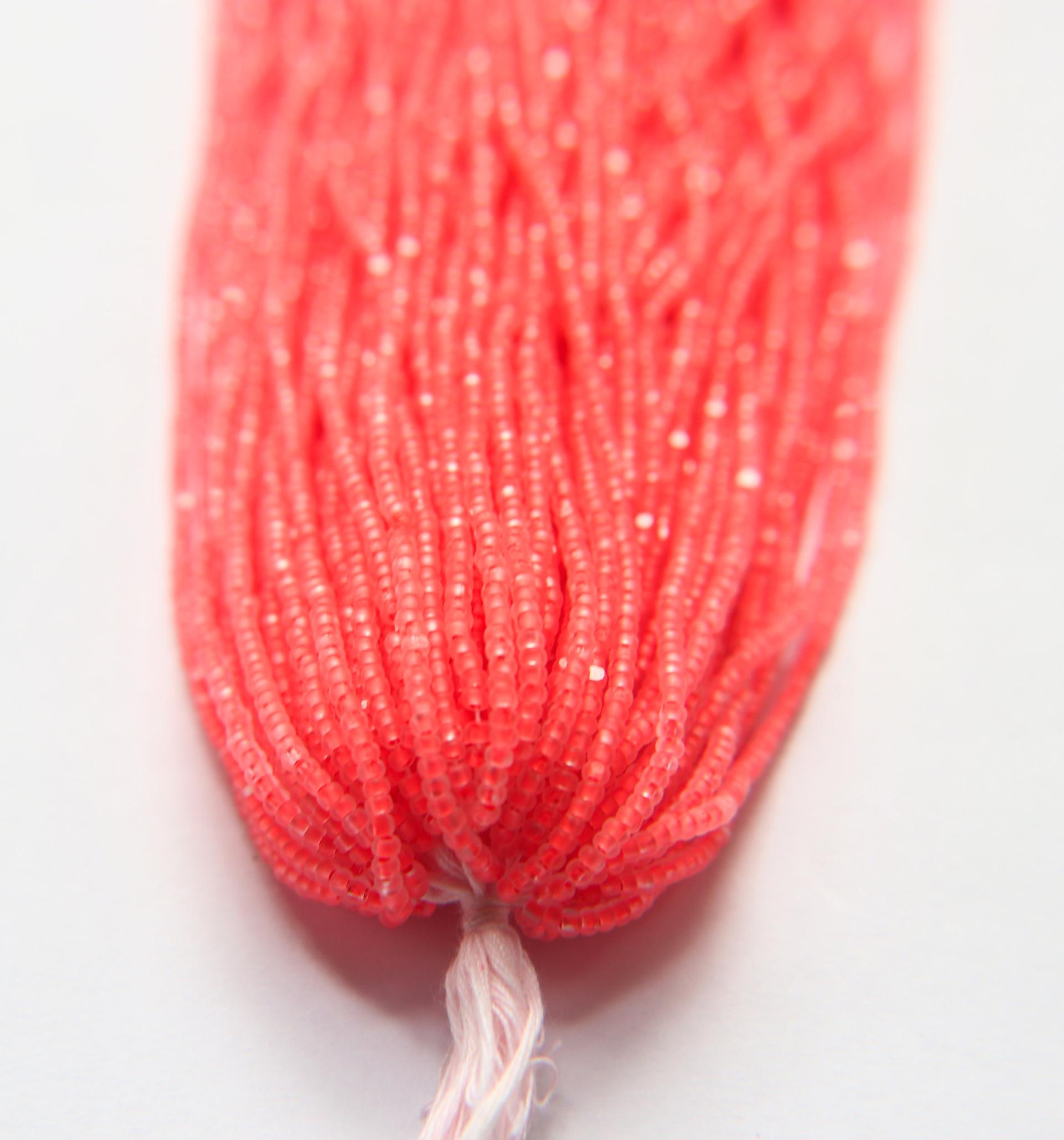 11/0 Hanks Charlotte Cut Beads in MATT Neon Linings (7 Colors) 1/5/25/50/100 Hanks 2mm jewellery rare glass beads, native supply