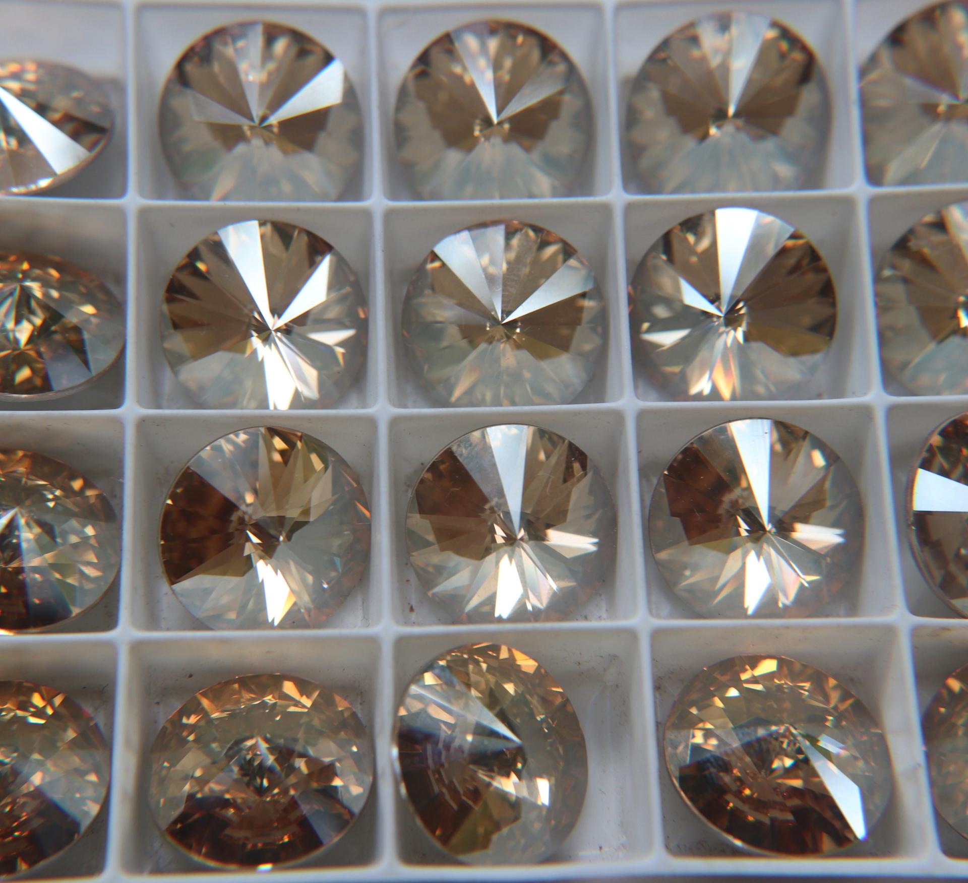 18mm Swarovski 1122 Rivoli CRYSTAL Golden Shadow Foiled 2/6 pieces (206) jewelry making stones