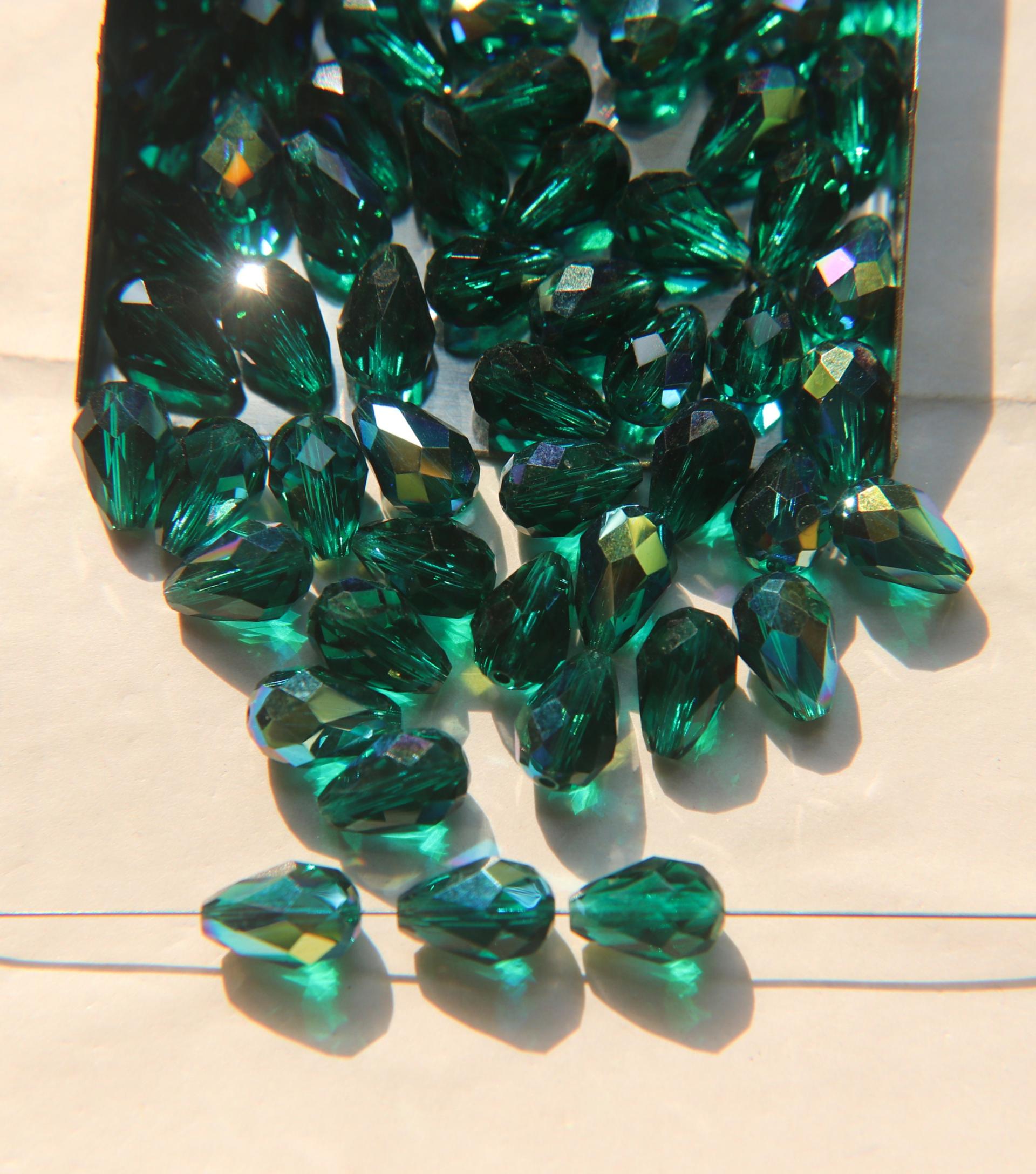9x6mm 5500 Vintage Pear beads Emerald Aurore Boreale Swarovski Elements 6/12/36/72/144 Pieces, jewelry making, vintage findings, Premium