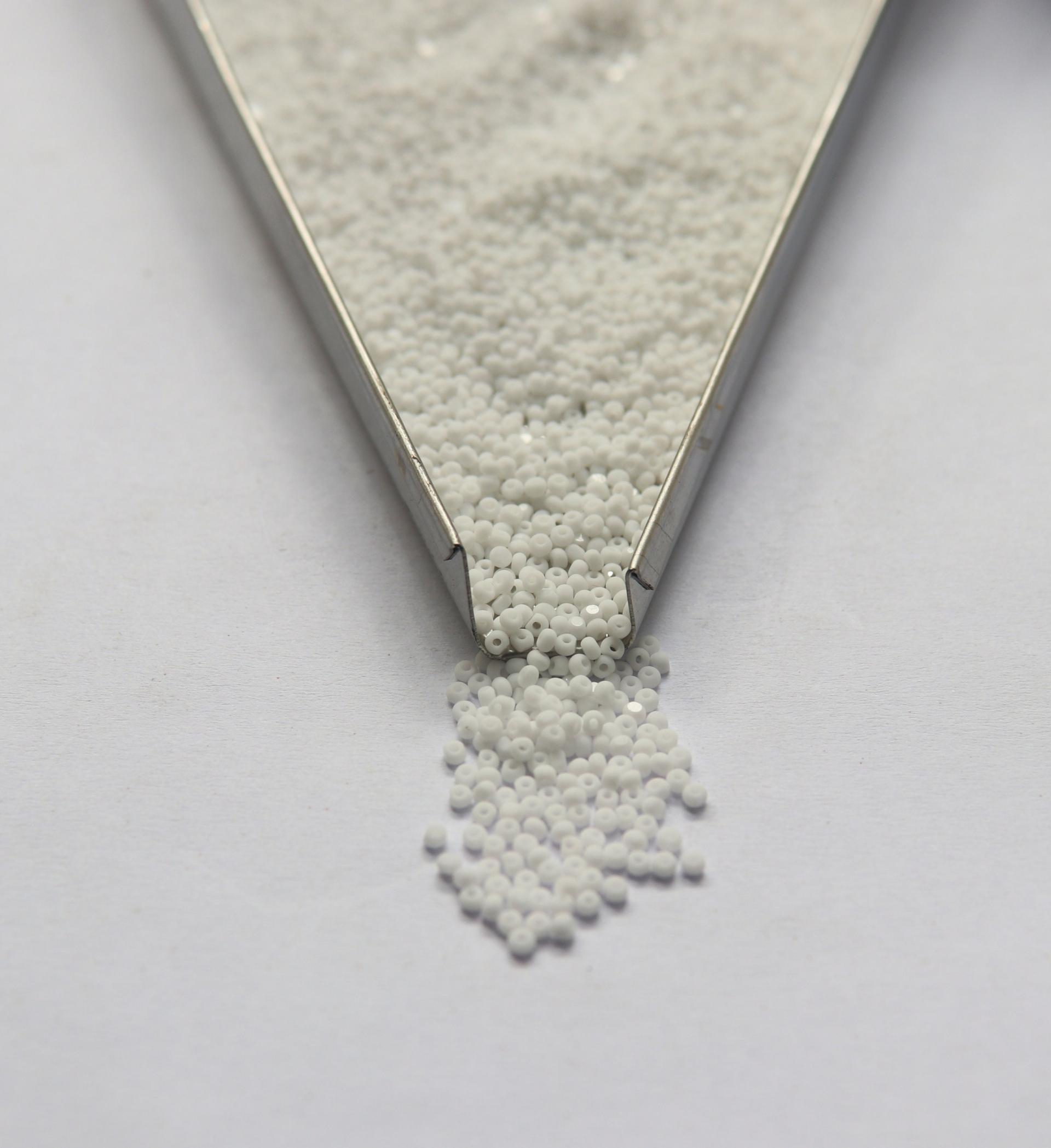 11/0 Charlotte Cut Beads Matt Chalkwhite 10/20/50/250/500 Grams PREMIUM SEED BEADS