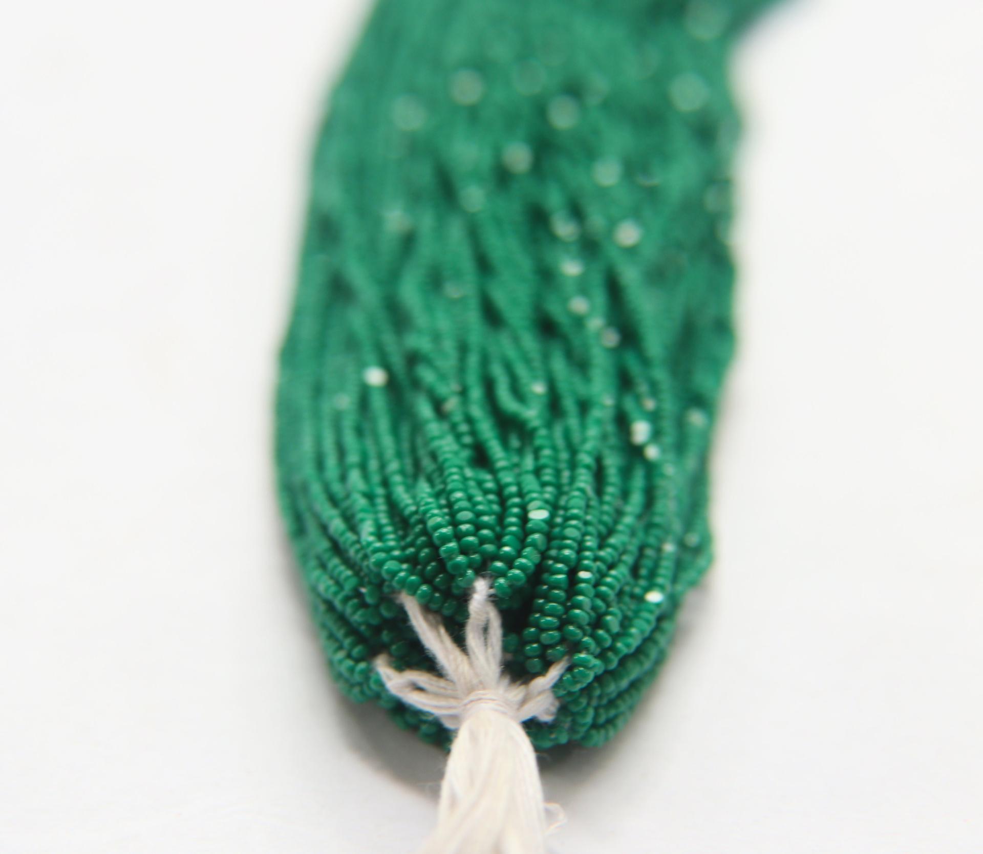13/0 Charlotte true Cut Beads Opaque Dark Leaf Green 1/5/25/50/100 Hanks PREMIUM SEED Beads, bracelet beads, tassel beads