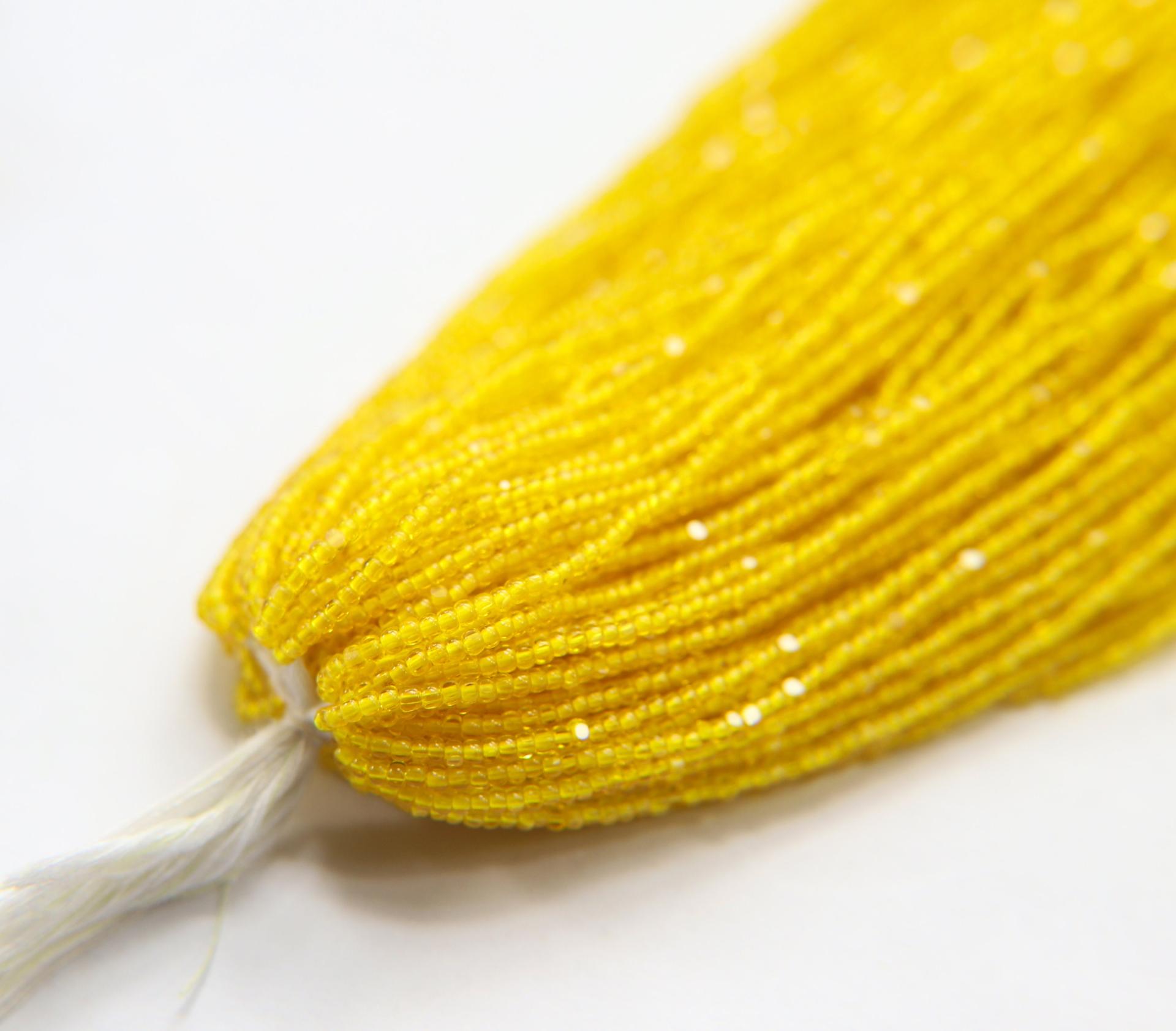 11/0 Hanks Charlotte Cut Beads 80010 Yellow Transparent 1/5/25/50/100 Hanks 2.0mm glass beads, jewelry supply, findings, craft supply